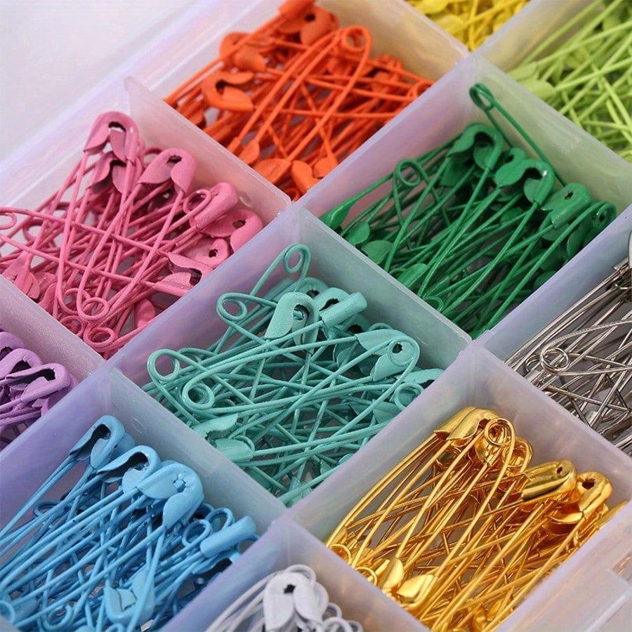 Colored Safety Pins,Strong,Mix Needles Brooch Pin Safety Pins DIY Sewing Tools For Jewelry Making Needlework Accessories, Insulated, And Perfect For Crafts, Sewing, And Tasks, As Well As For Organizin