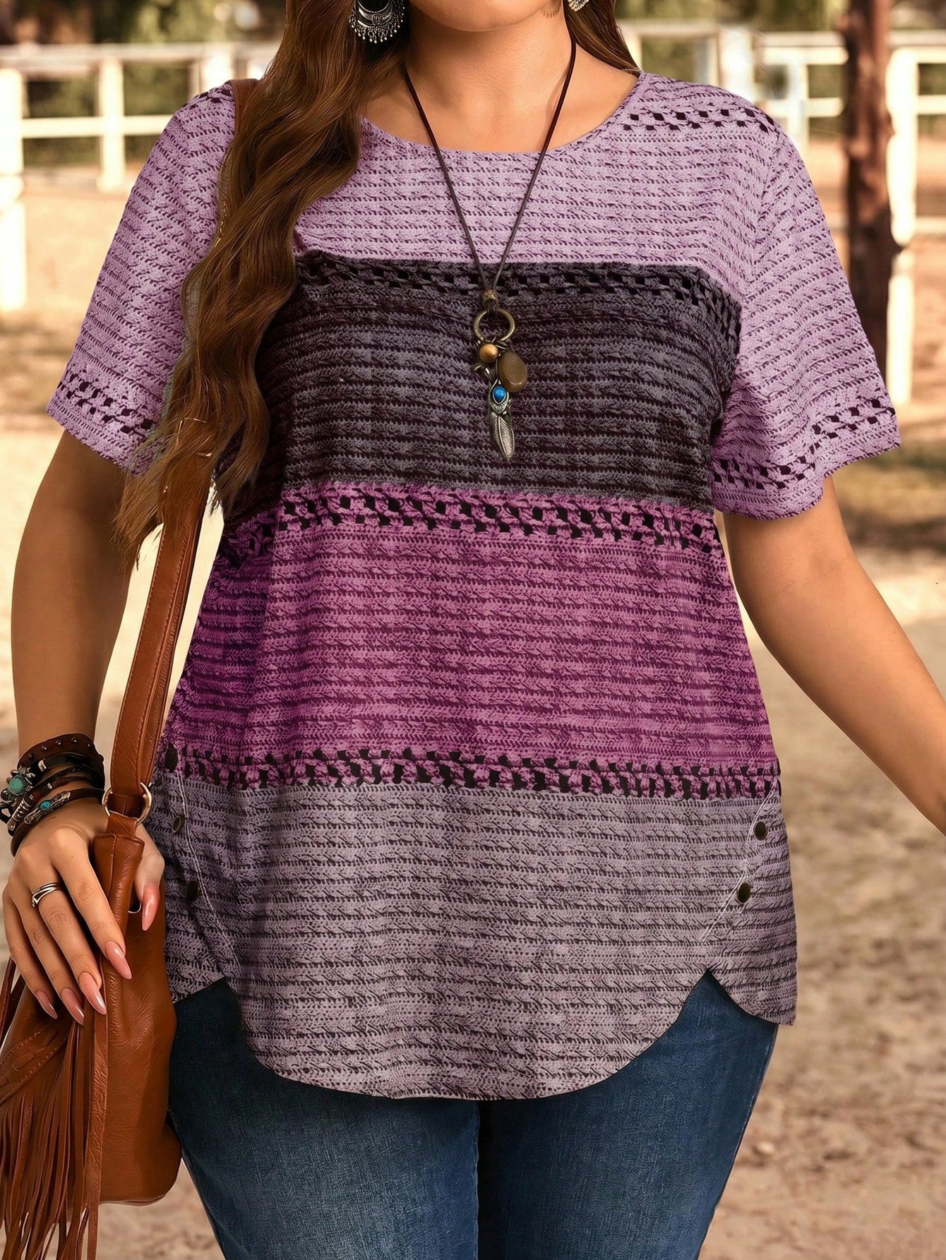 EMERY ROSE Plus Size Women Round Neck Color Block Casual Everyday Short Sleeve T-Shirt