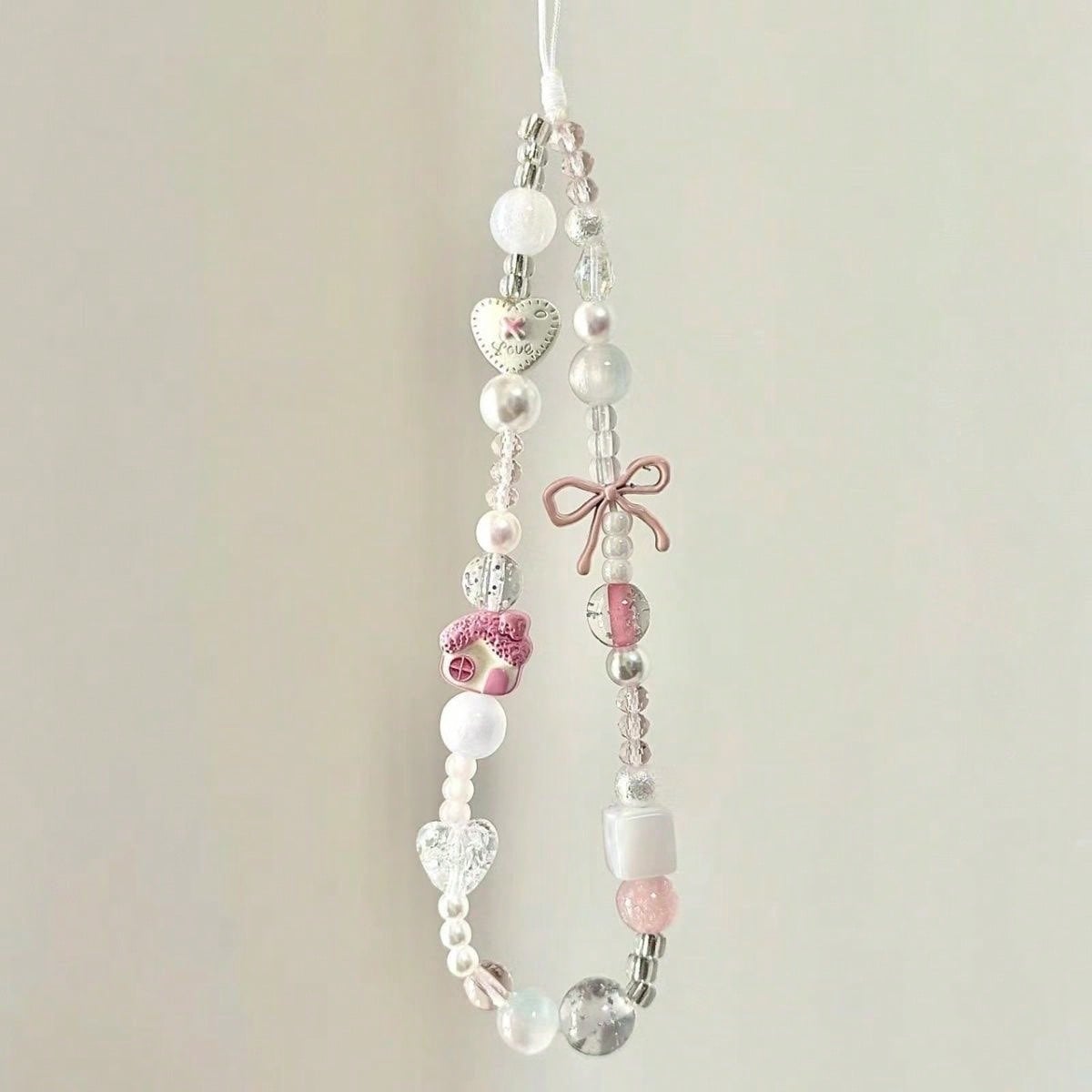 Gentle Girl Pink Beaded Phone Charm, Clear Crystal Beads Paired With Faux Pearl Splicing, Pink Bow And Heart Decor Accents, Delicate Cartoon House Pendant, INS Fresh Girly Vibe, Suitable For Phone, Ba