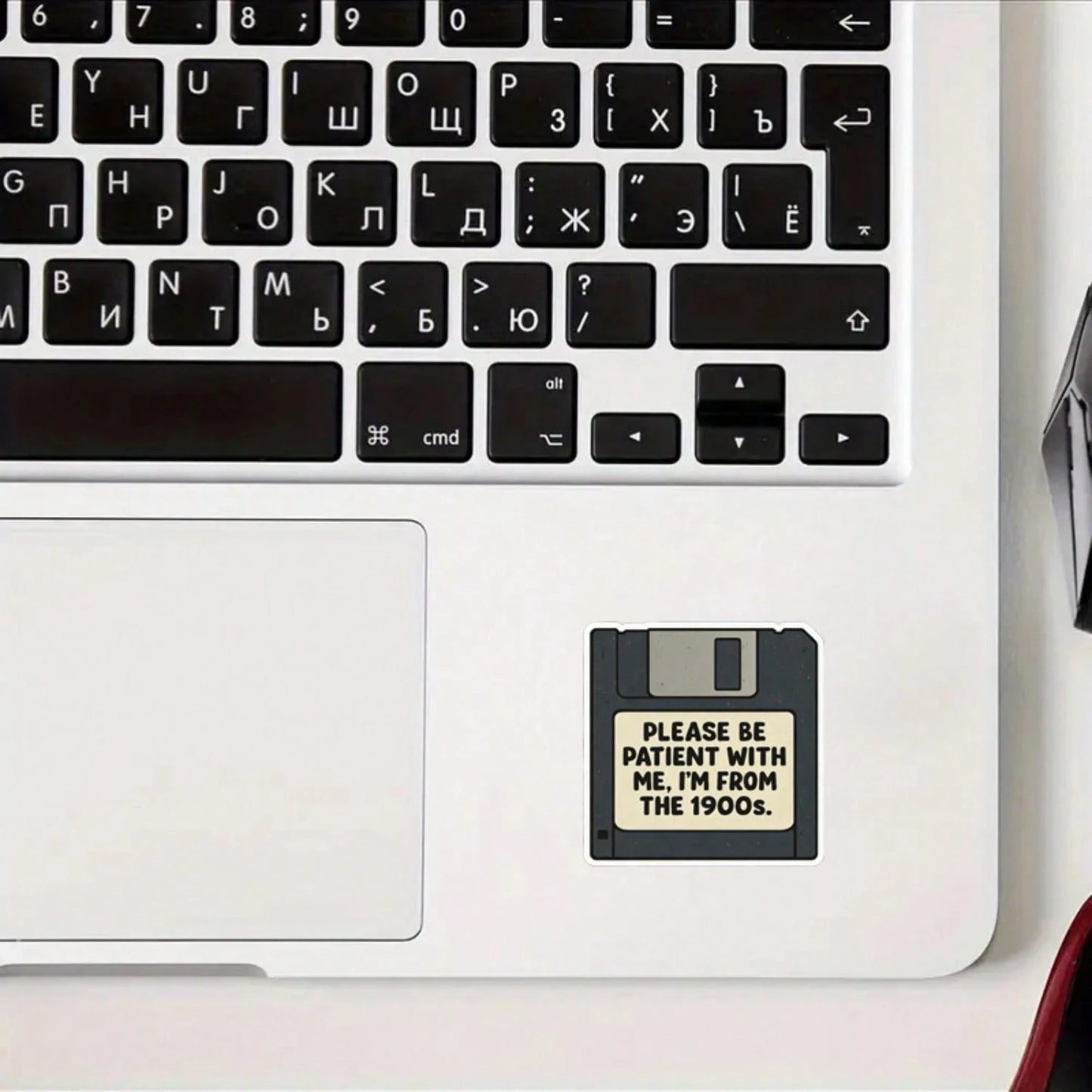 1/2/5pcs "Please Be Patient With Me, I'm From The 1900s" Retro Floppy Disk Sticker, Suitable For Water Bottle, Laptop,Phone Case,Tumbler,Car Window, Plastic, Glass, Metal