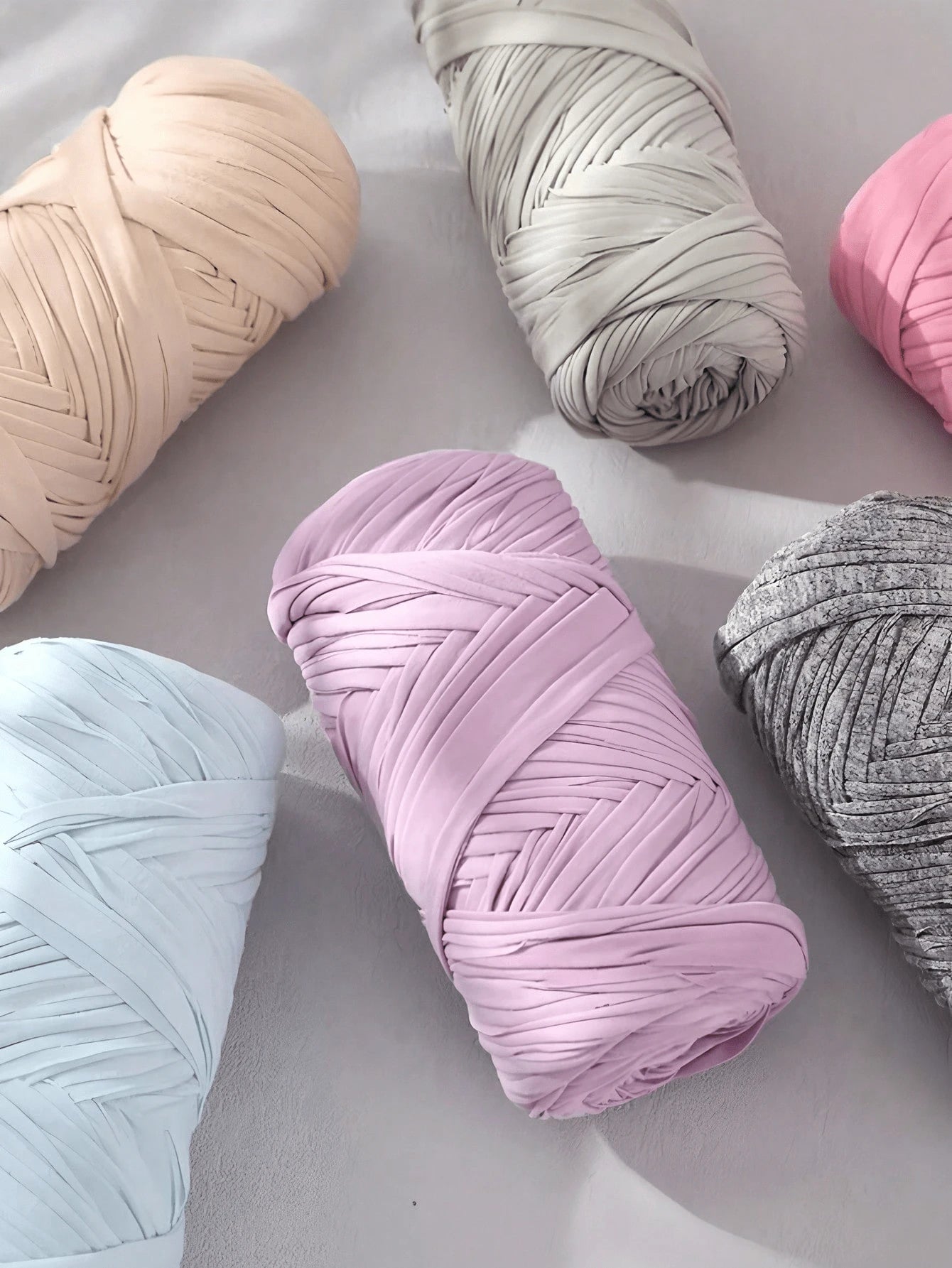 1/2pcs (200g/400g), 200g High-Quality Elastic Yarn, Suitable For Hand-Knitting Bags, Baskets, Carpets, Shoes, Various Home Decor And DIY Crafts, Multiple Colors To Choose From