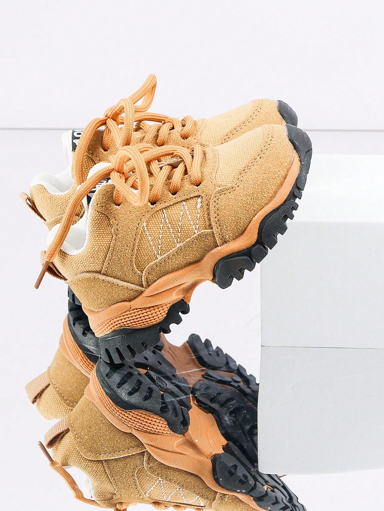 1 Pair Baby Sports Shoes Spring/Autumn Fashion New Children's White Shoes Soft Sole Anti-Slip Boys Casual Sneakers Breathable Shoes Soft Upper Breathable Sports Shoes, Suitable For Boys And Girls- Ca