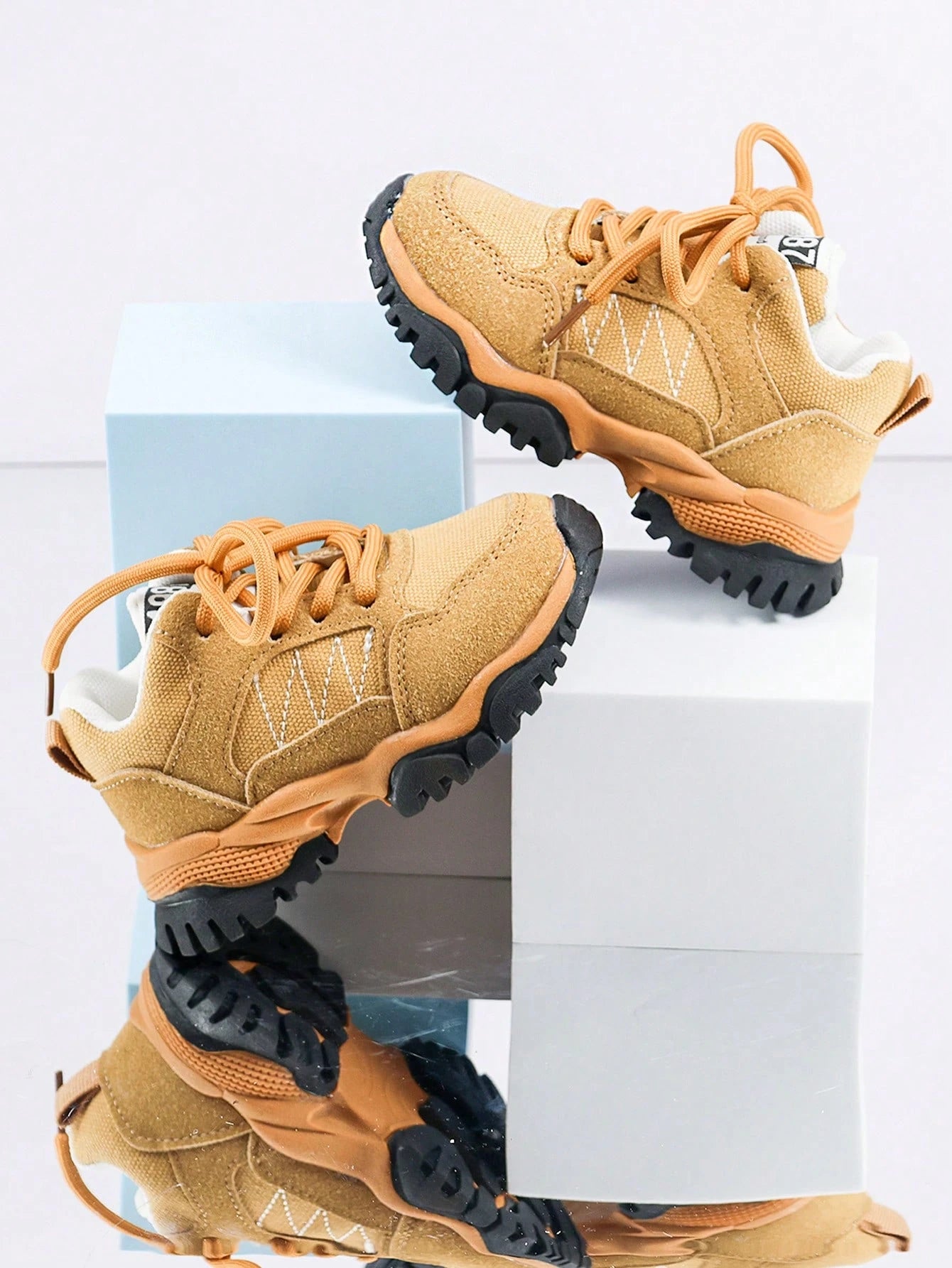 1 Pair Baby Sports Shoes Spring/Autumn Fashion New Children's White Shoes Soft Sole Anti-Slip Boys Casual Sneakers Breathable Shoes Soft Upper Breathable Sports Shoes, Suitable For Boys And Girls- Ca