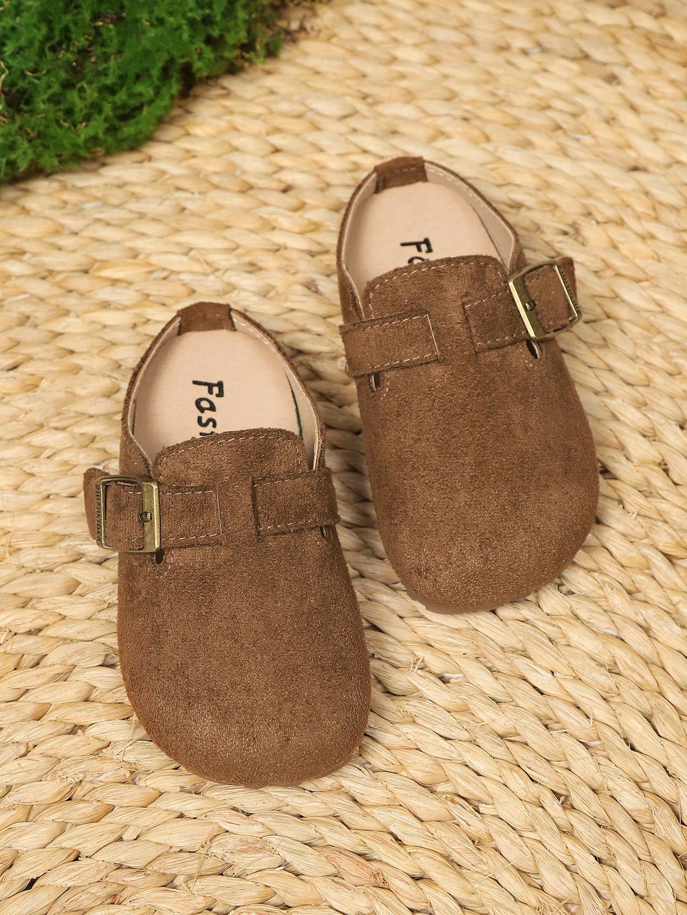 1 Pair Kids Non-Slip Soft Sole Closed Toe Fashion Casual Flat Slippers Suitable For Spring And Summer Outdoor Wear