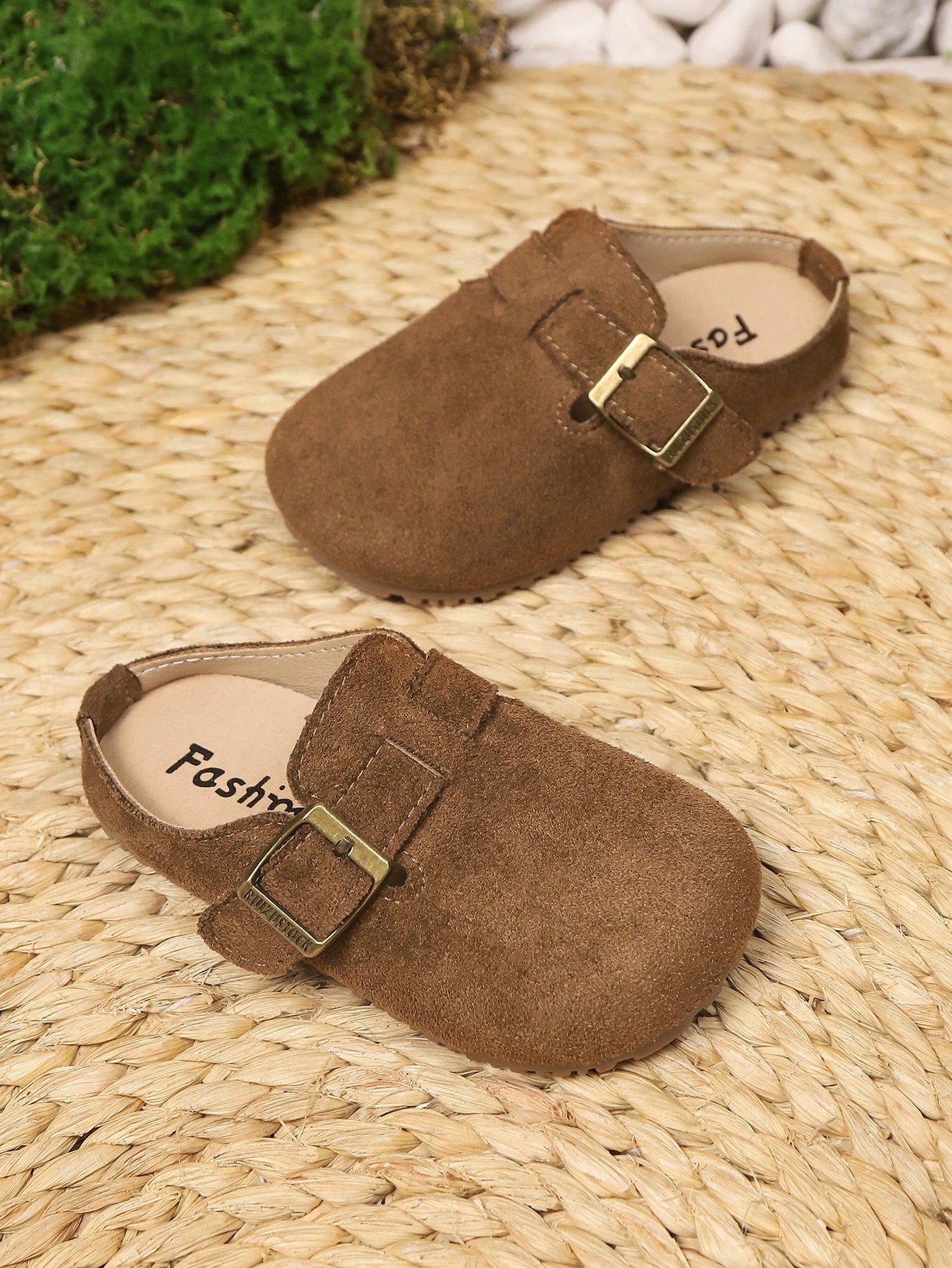 1 Pair Kids Non-Slip Soft Sole Closed Toe Fashion Casual Flat Slippers Suitable For Spring And Summer Outdoor Wear