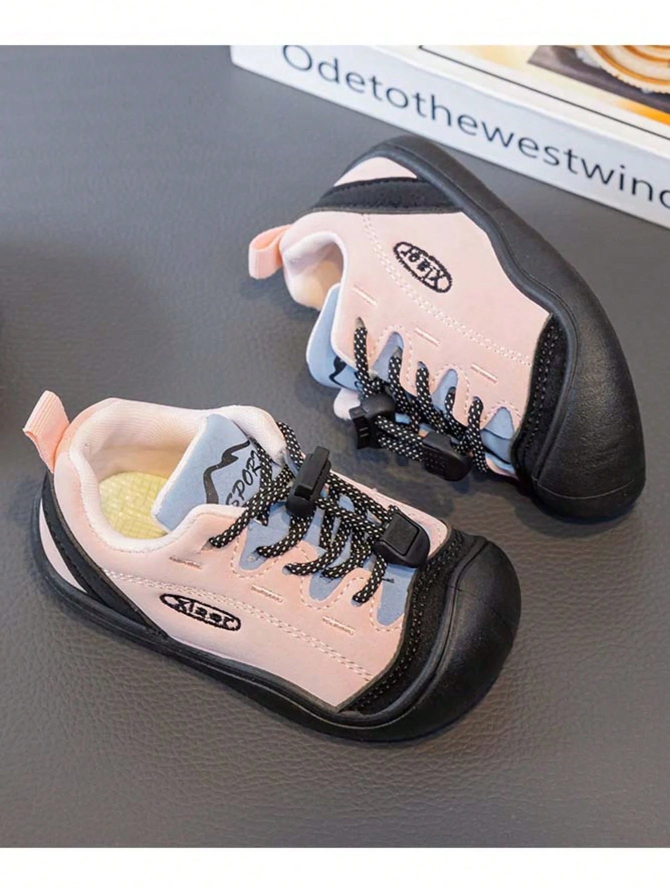 1 Pair Toddler Girls' Slip-On Drawstring Walking Shoes, Anti-Collision Toe, Soft Sole, Non-Slip Casual Sports Shoes