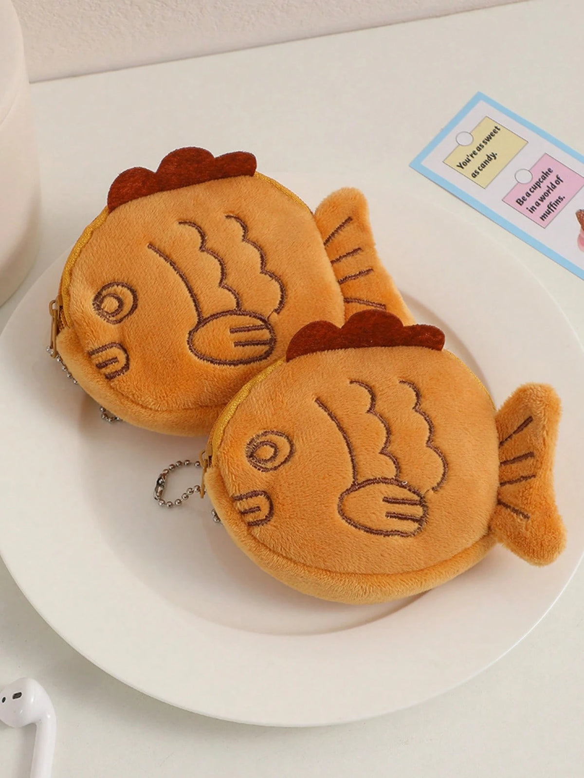 1 PC Coins Purse, Cute Fish Plush Coin Purse Keychain Change Purse Small Wallets Girls Lovely Earphone Storage Bag Coin Pouch
