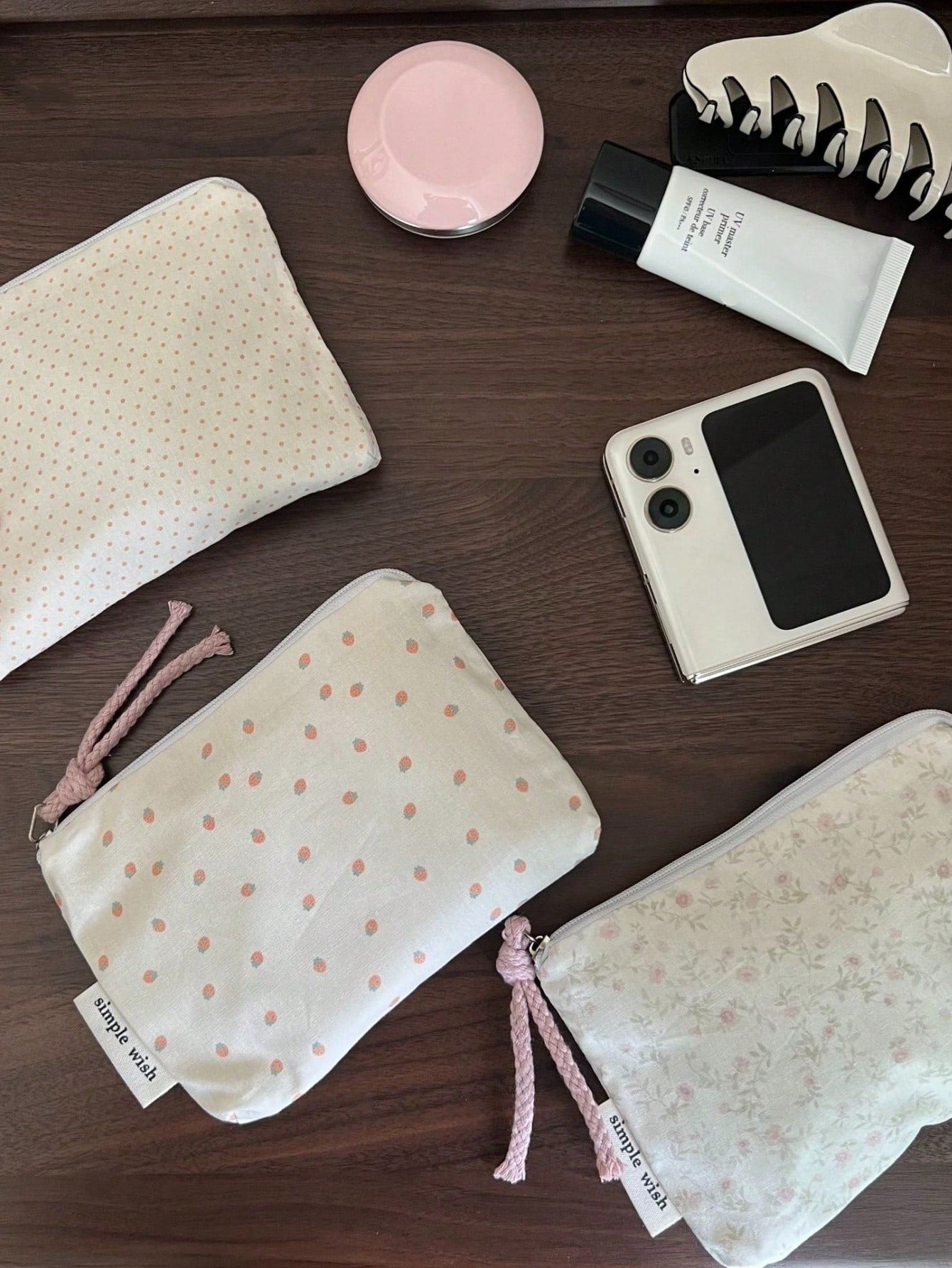 1 PC Red Polka Dot Girls Cute Mini Coin Purse Wallet Makeup Cosmetic Skincare Storage Bag With Zipper,For Lip Oil,Sunscreen Cream,Hand Cream,Sanitary Napkin,Daily Commute Travel Cruise Dorm Essentials