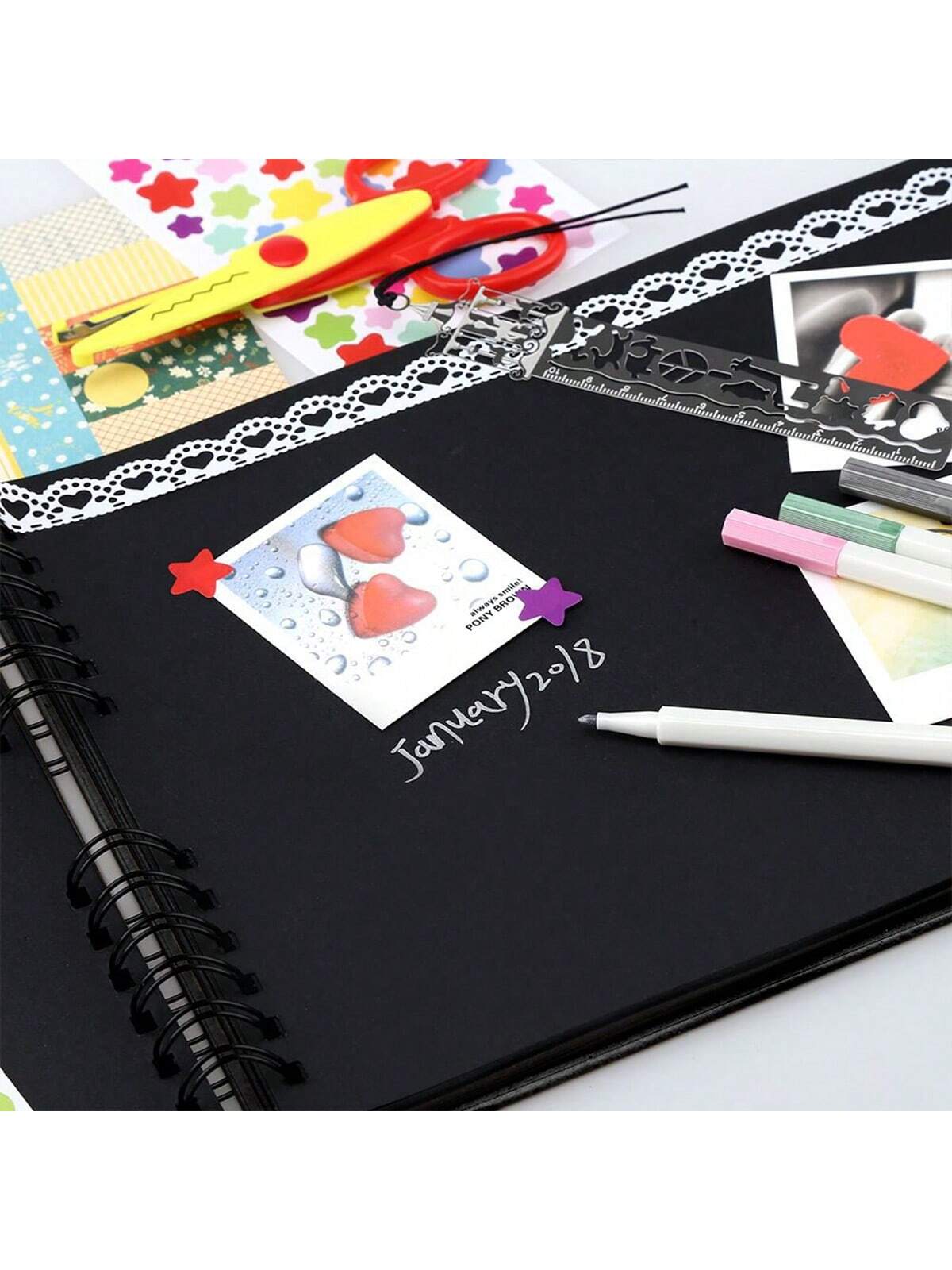 1 Piece 60 Pages (30 Sheets) Scrapbook Album, (Black, Small 8.3*5.7inch), Kraft Paper Scrapbook Album For Wedding Guest Book And Anniversary, Family DIY Scrapbook- For Craft Paper DIY, Christmas Gift