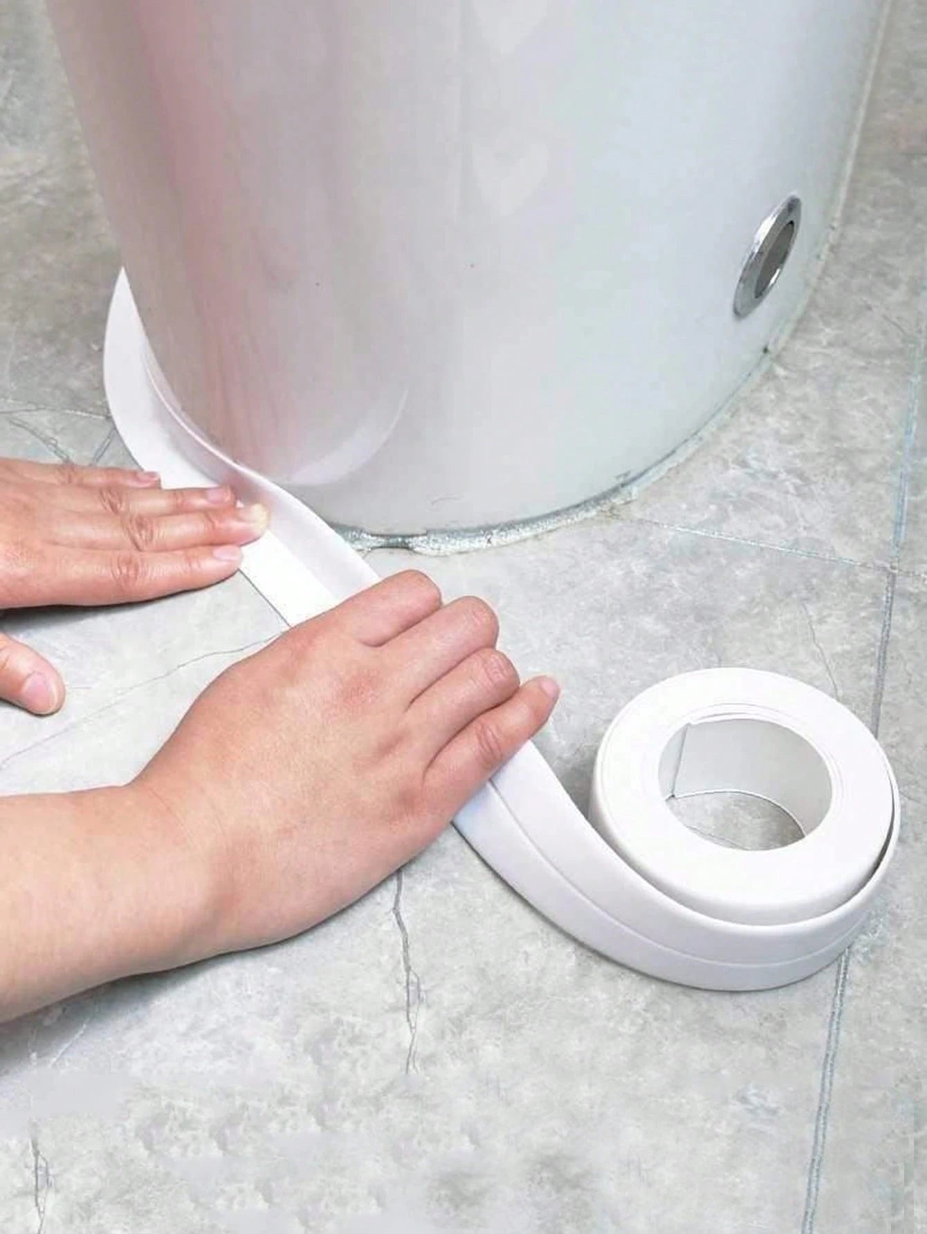 1 Roll PVC Waterproof Self-Adhesive Sealant Tape For Crack Crevice, Suitable For Kitchen, Bathroom, Bathtub