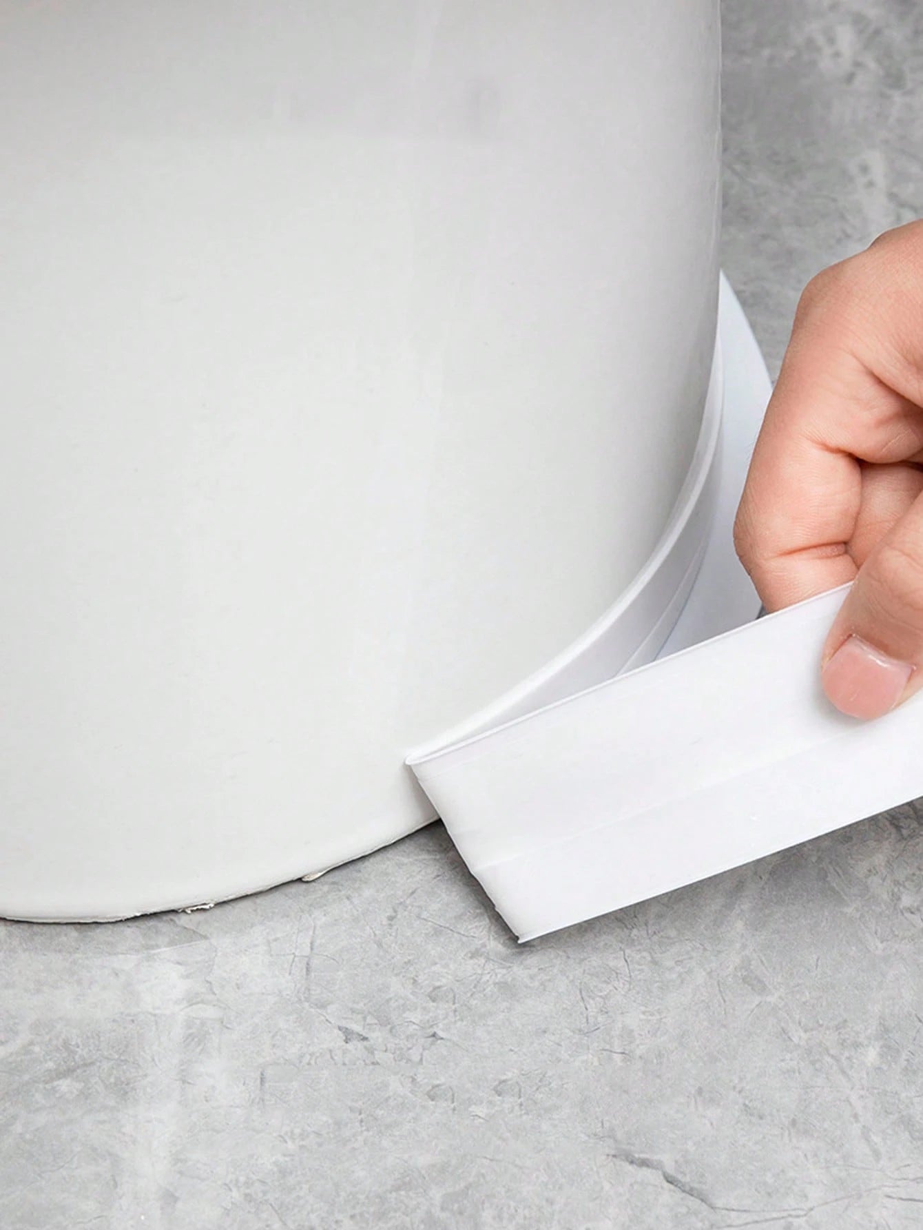 1 Roll PVC Waterproof Self-Adhesive Sealant Tape For Crack Crevice, Suitable For Kitchen, Bathroom, Bathtub