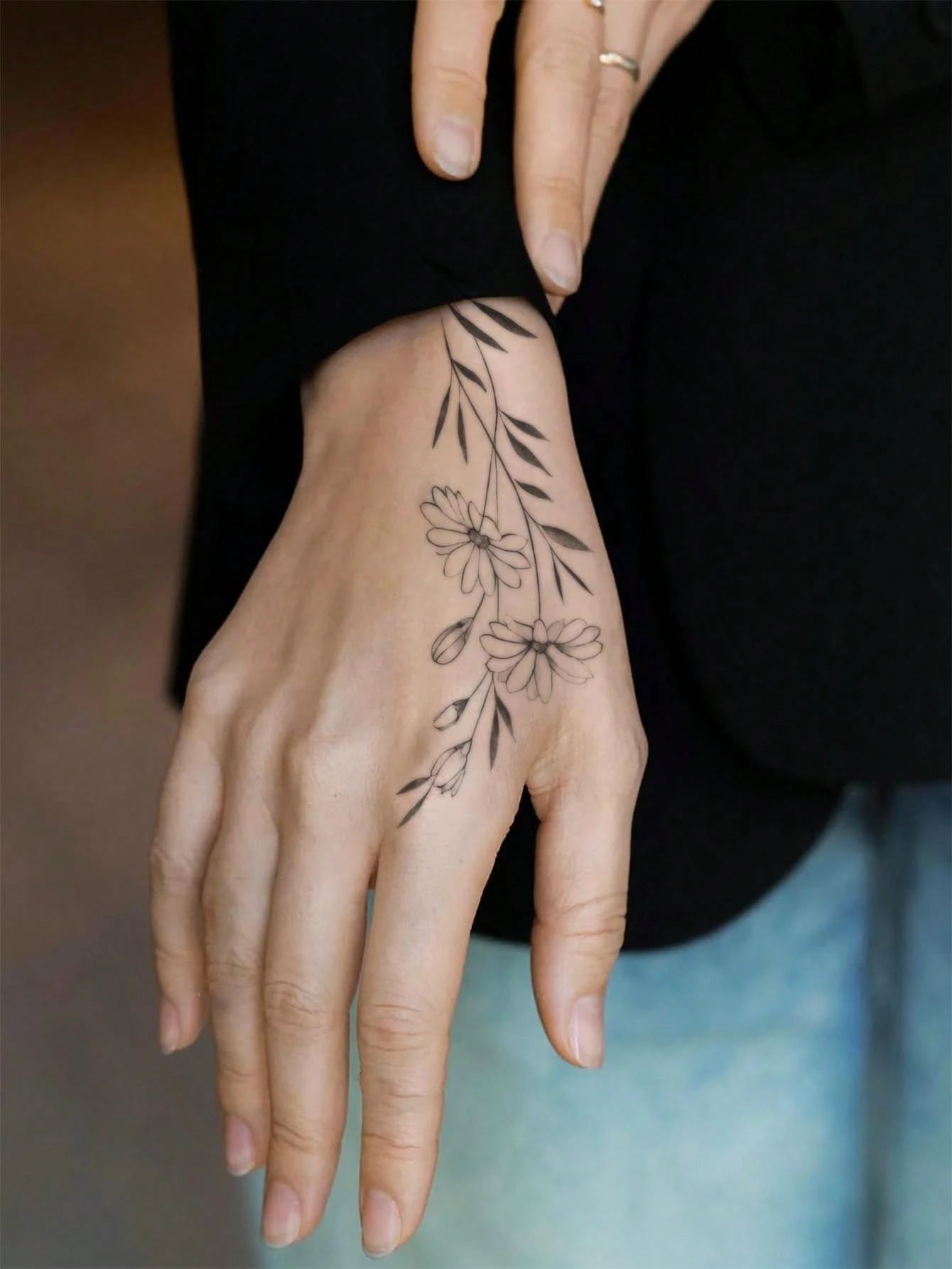 1 Sheet Water-Washable Temporary Tattoo, PVC Green Leaf Vine & Floral Pattern, Design, Waterproof, Sweatproof, Suitable For Fashionable People,Sketch Style
