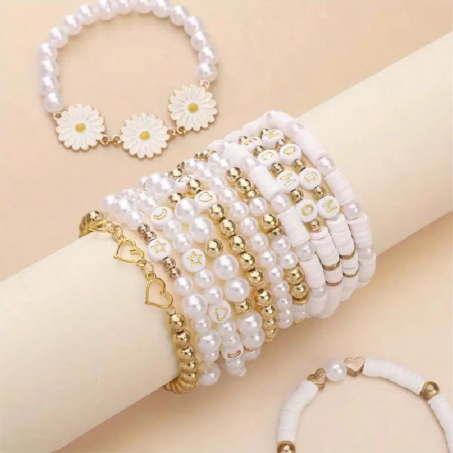 1000pcs DIY Faux Pearl Bracelet Making Kit, Includes Daisy Charms, Acrylic Gold Letter Beads, Alloy Charms, Heart-Shaped Gold Beads, Pastoral Style Women's Jewelry Making Material Pack