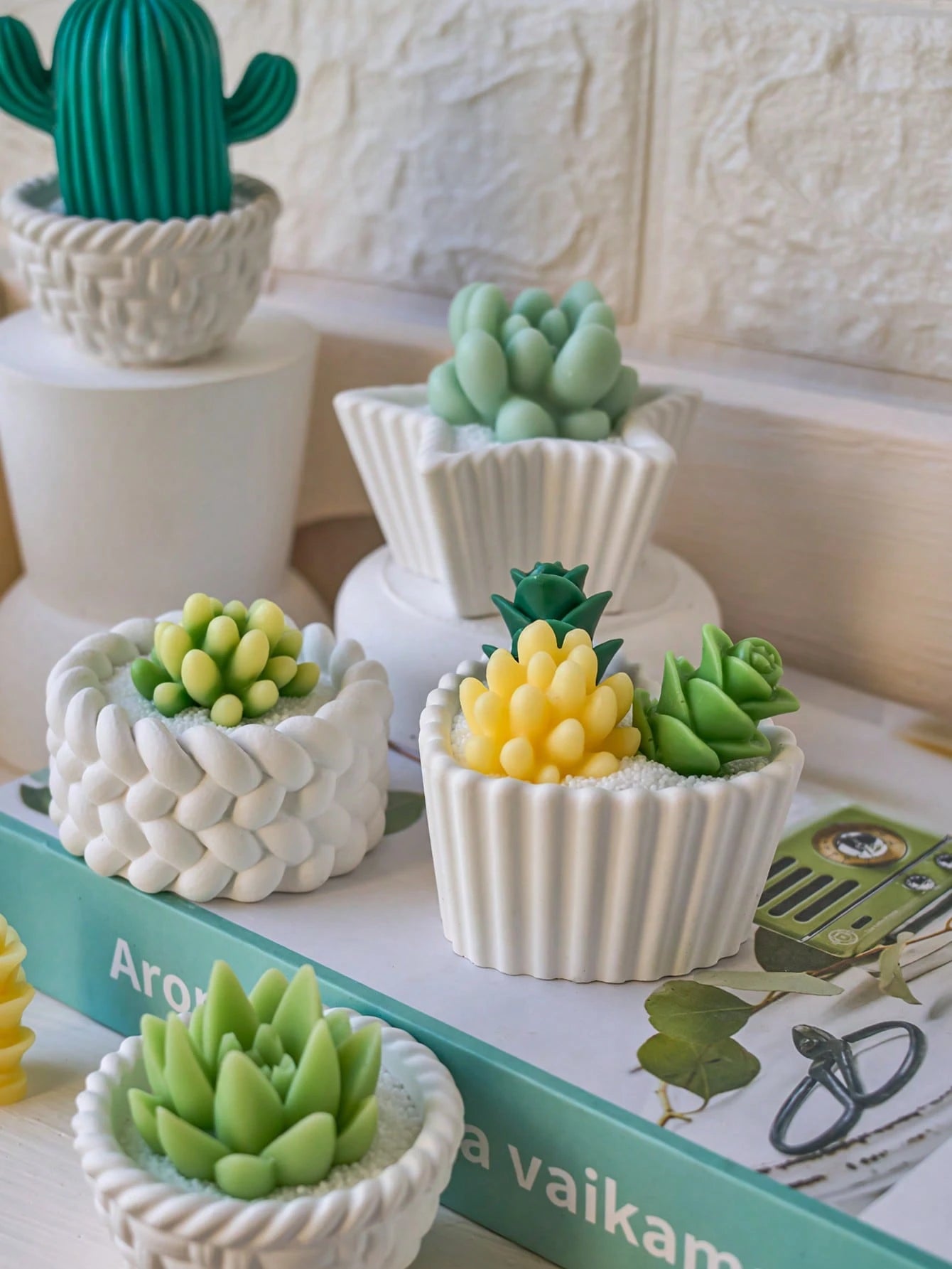 10PCS Silicone Mold For DIY Candle Making,Succulent & Cactus Plant Pot Epoxy Resin Crafting,Home Decor,Room Decor,Wedding Decor,Handmade Aromatherapy Candle Plant Mold,Soap Mould,Epoxy Resin Gypsum Mo