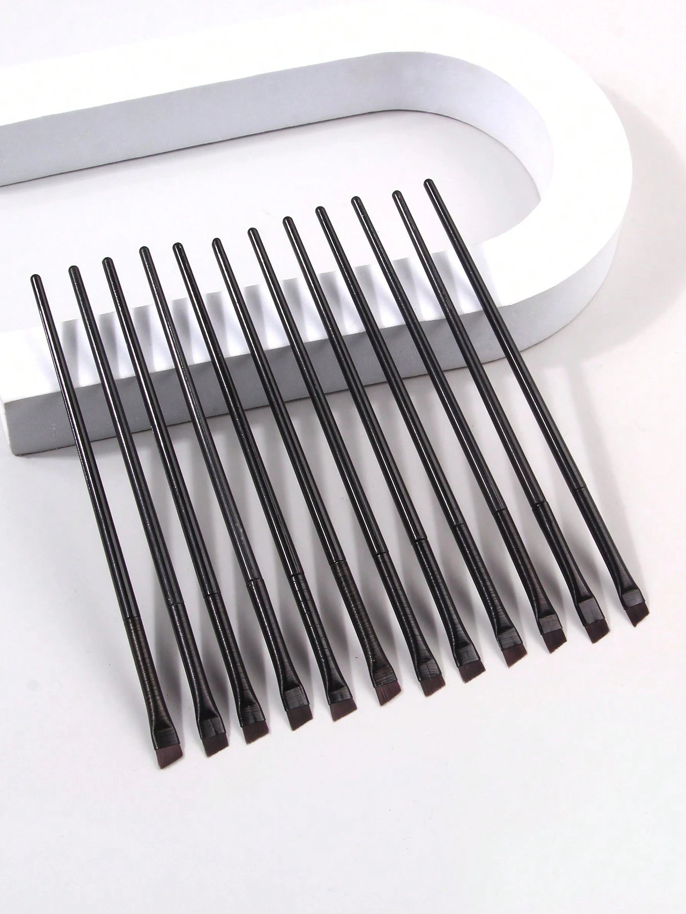 12pcs Black Ultra-Fine Knife-Edge Eyeliner Brush, Soft Hair Makeup Brush, Portable Eyebrow Brush, Multi-Functional Lying Silkworm Brush Has Always Been A Versatile Makeup Tool.,Eyebrow Brush,Eyeshadow