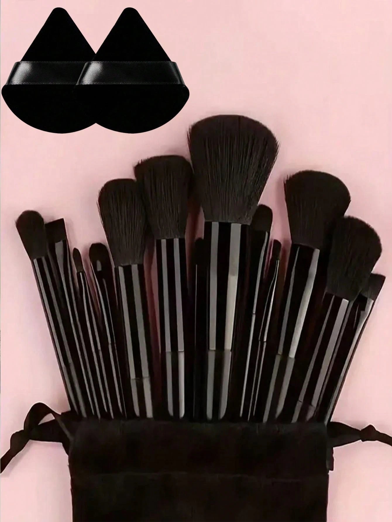 15pcs Makeup Brush Set, Including 2pcs Black Triangle Makeup Sponges, Soft And Skin-Friendly, Plus 13pcs Makeup Brushes For Blush, Liquid Lipstick, Eyebrow Pencil, Lip Gloss, Concealer, Eyeshadow, Hig