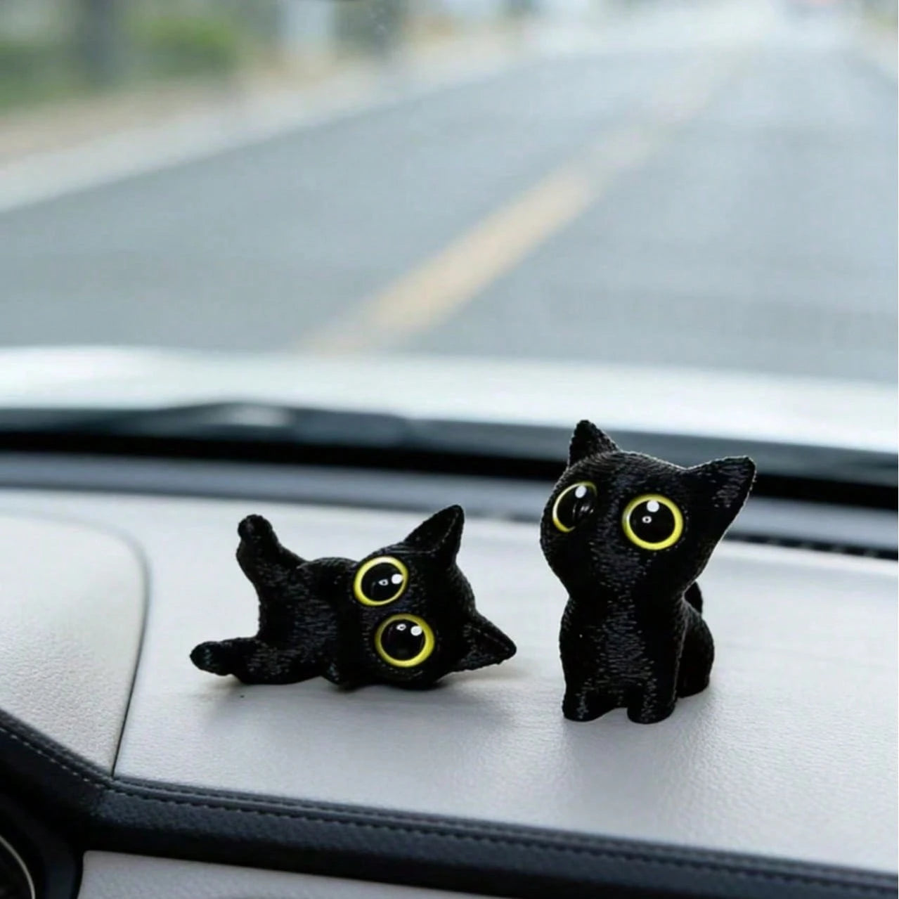 1pc/5pcs Cute Big-Eyed Cat Car Decor Ornament, Automotive Interior Decoration