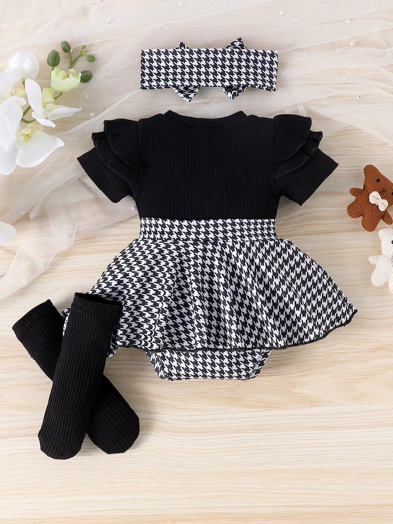 1pc Baby Girl Cute Comfortable Short Sleeve Ribbed Patchwork Romper With Leg Warmers And Headband, Thin Summer
