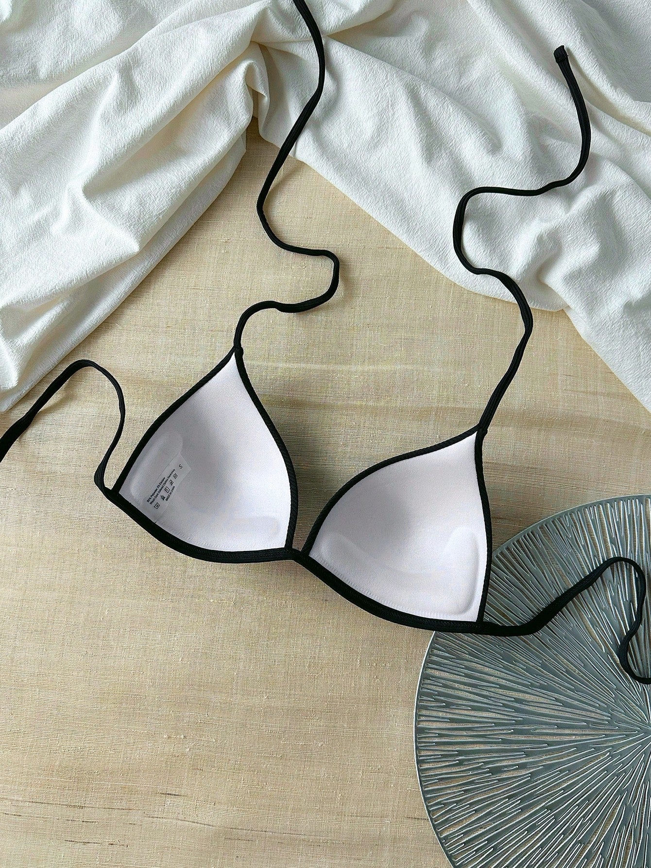 1pc Black Striped Bandeau Bra Crop Top, Versatile Graduation/Independence Day Vacation Beach Summer, Y2K Aesthetic