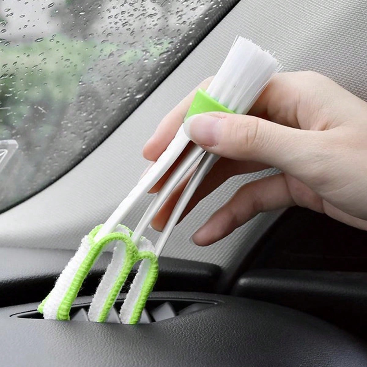 1pc Car Interior Cleaning Brush With Soft Bristles For Cleaning Dust And Debris In Small Gaps And Vents, Versatile Car Cleaning Tool For Dashboard And Air Vent, Automotive Detailing Brush
