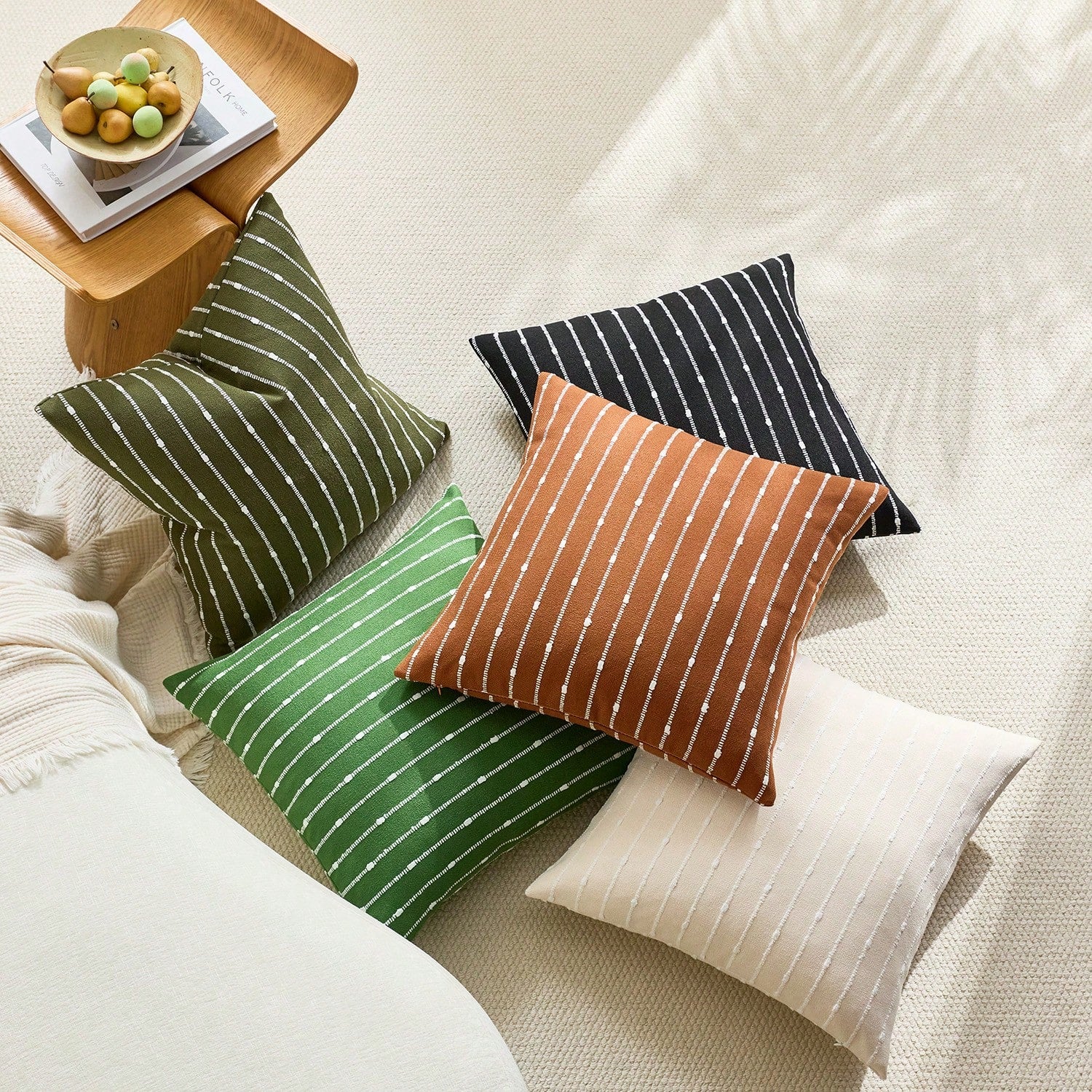 1pc Caramel (Without Filling) Jacquard Velvet Decorative Throw Pillow Cover, Comfortable Modern Striped Textured Cushion Cover Suitable For Sofa, Bedroom, Living Room, Showroom, All Seasons