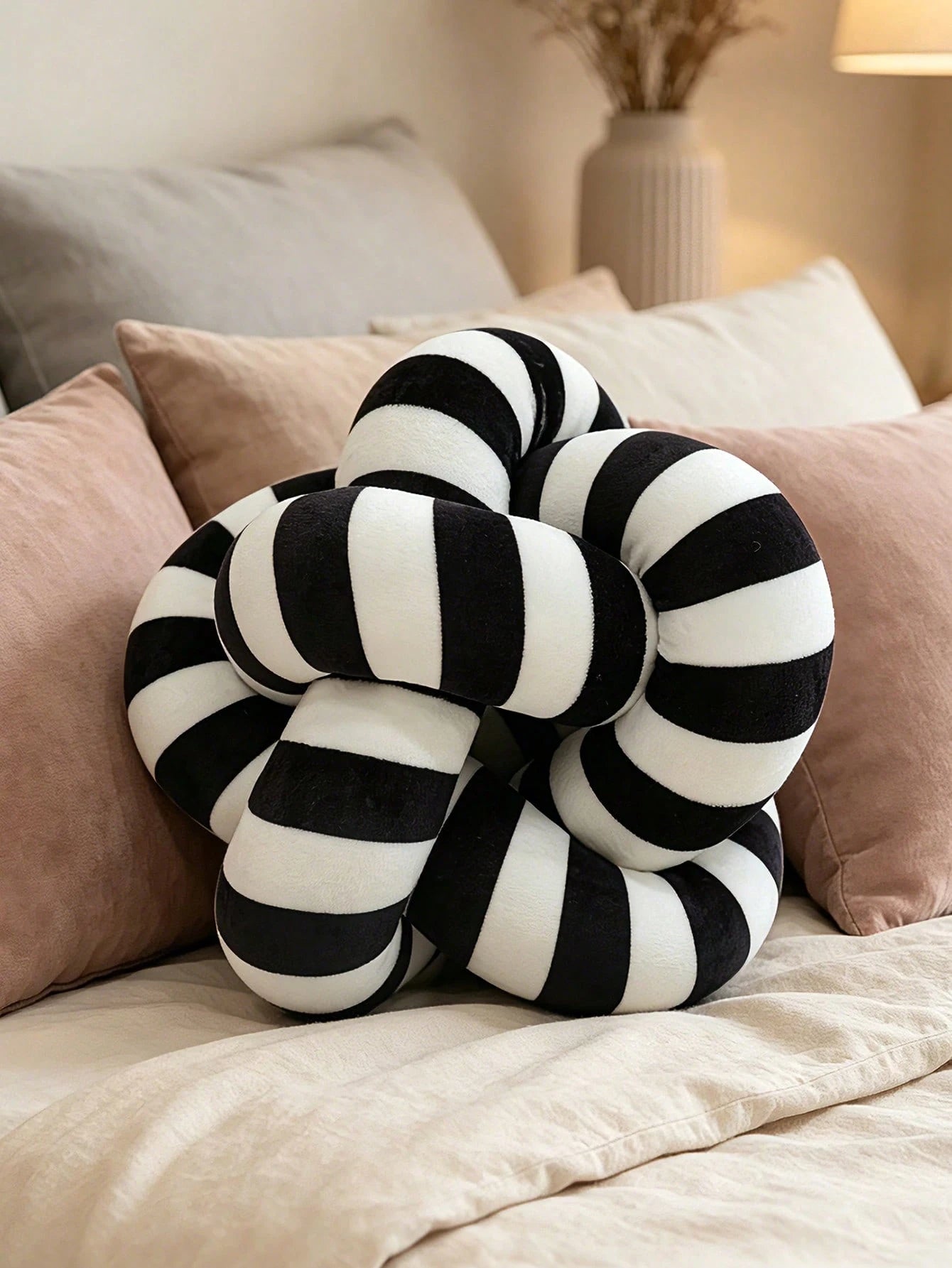 1pc Classic Black & White Striped Knotted Throw Pillow, Minimalist Ins Style Creative Ball Shaped Sofa Cushion, Suitable For Bedroom & Living Room Decor, Handmade Knitted, 3 Size Options