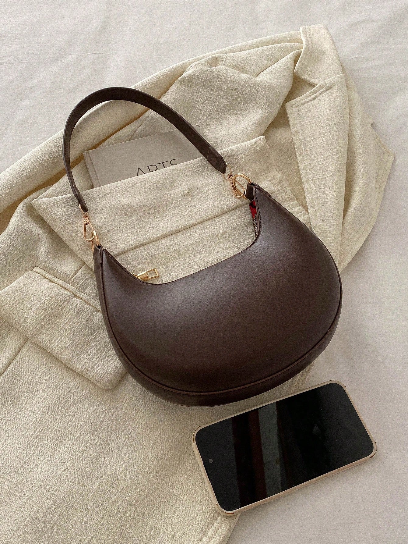 1pc Coffee Brown Crescent-Shaped PU Leather Shoulder Bag, Fashion Simple Solid Color Women Underarm Bag, Autumn/Winter, Old Money