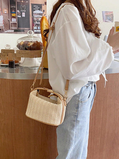 1PC Cream Herringbone Straw Woven Mini Handbag, Light Brown Leather Trim, Metal Square Buckle Flap + Built-In Zipper Compartment, Side Metal Ring For Crossbody Strap, French Vacation Style Woven Stora