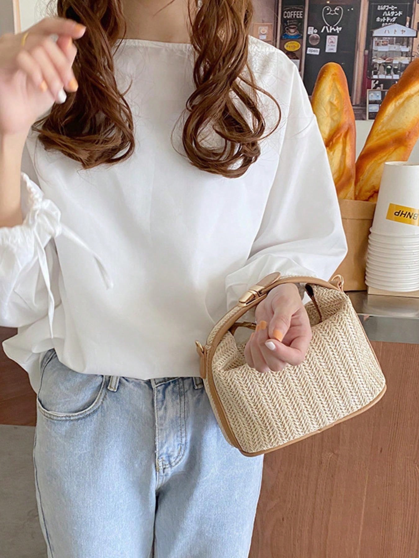 1PC Cream Herringbone Straw Woven Mini Handbag, Light Brown Leather Trim, Metal Square Buckle Flap + Built-In Zipper Compartment, Side Metal Ring For Crossbody Strap, French Vacation Style Woven Stora