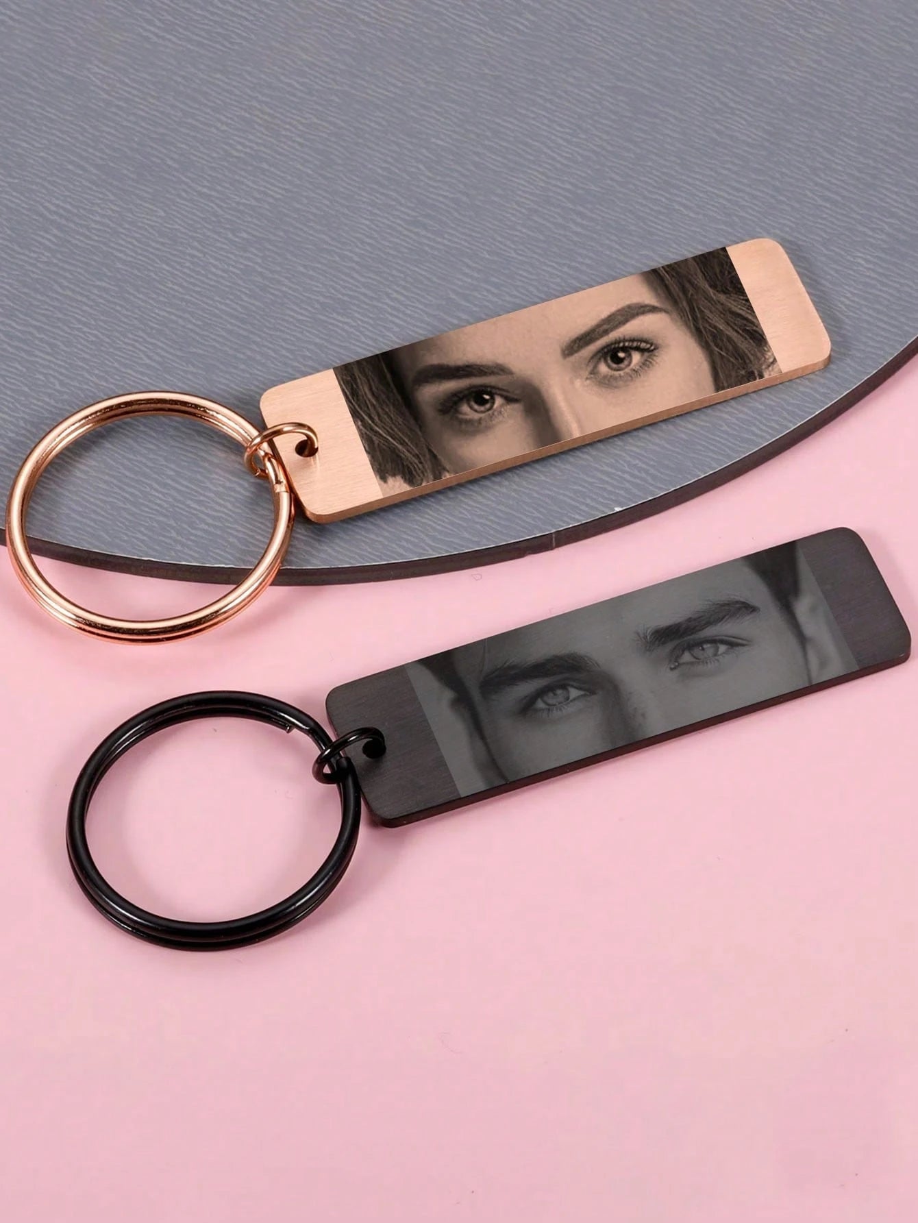 1pc Customized Photo Keychain, Women's Style, Can Customize Eye Photo, Stainless Steel Material, Unisex, Can Customize Couple Keychain, Can Customize Boyfriend Keychain, Size: 5cm X 1.5cm, 4 Colors: B