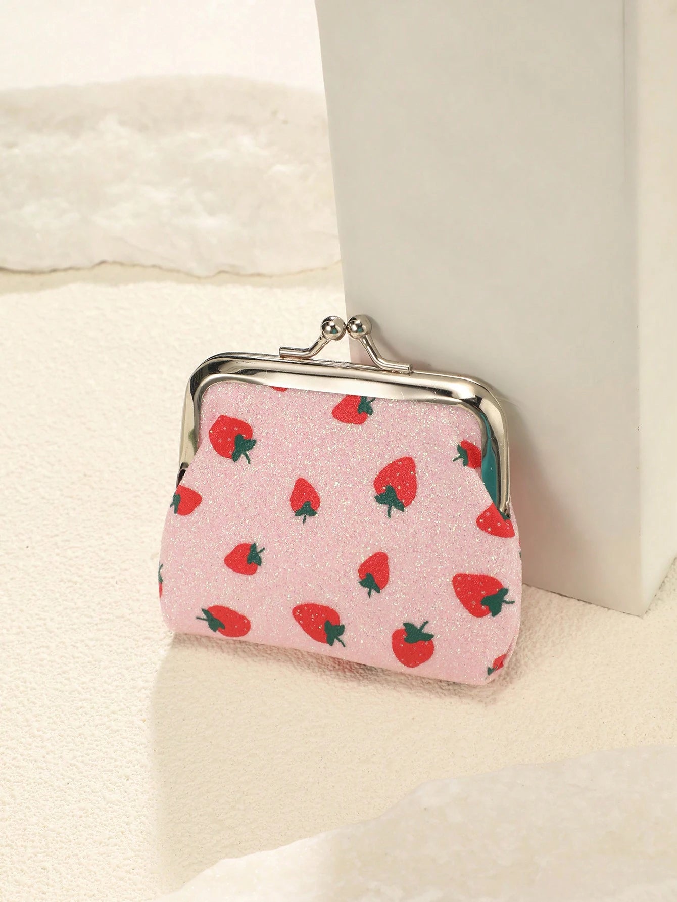 1pc Cute Cartoon Coin Purse, Strawberry Pattern Snap Closure Coin Pouch, Women Coins Storage Bag, Suitable For Travel, Gift