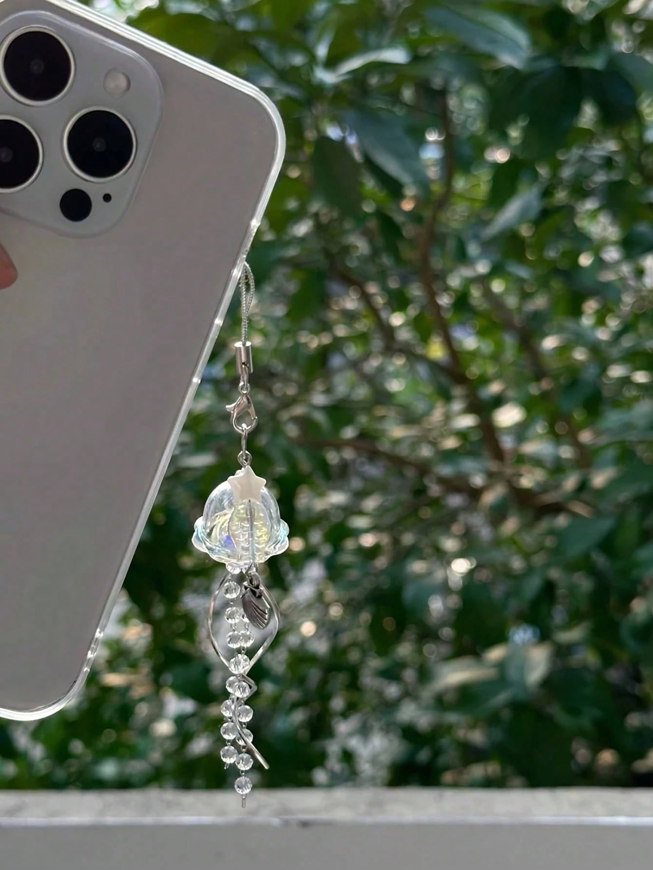 1pc Dream Jellyfish Mobile Phone Chain Crystal Clear Marine Life Keychain Curved Metal Pendant In Style Bag Pendant Phone Lanyard