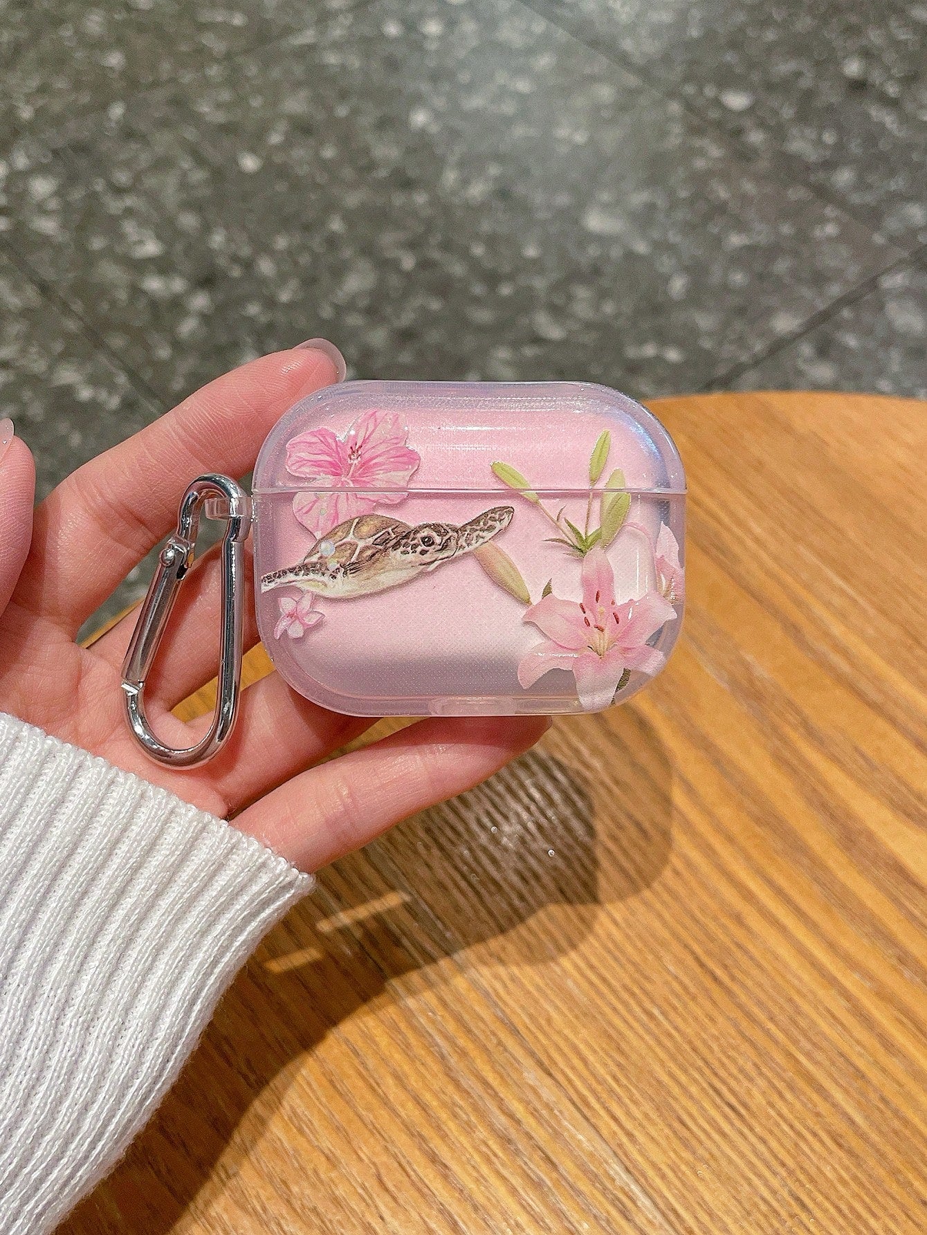 1pc Fresh Lily & Sea Turtle Apple Bluetooth Earphone Case, Transparent Thick Anti-Drop Soft TPU Earphone Cover, With Hanging Hook, Gradient Pink Floral Print, Fits Apple Earphone 1/2/3/Pro/Pro 2 Serie