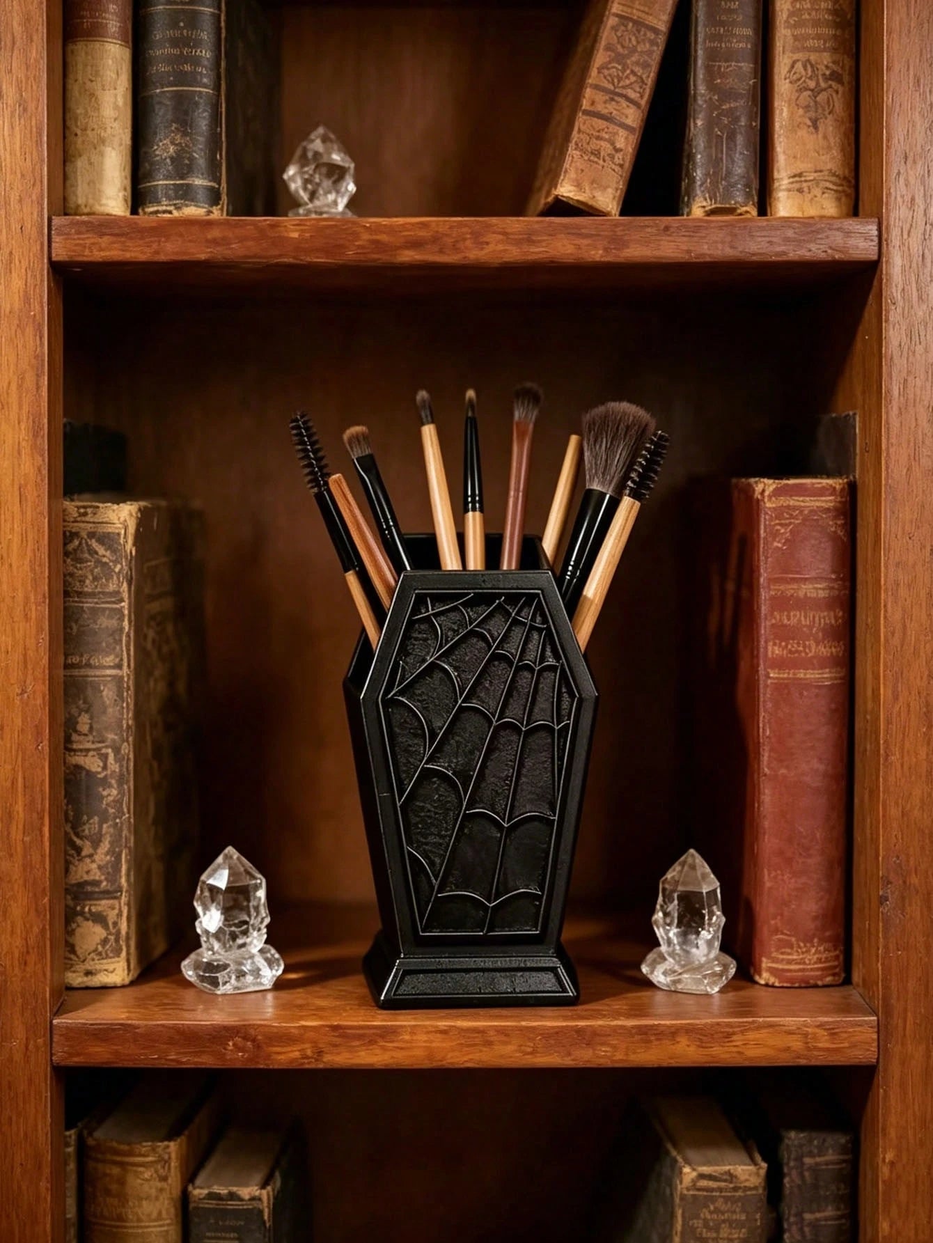 1pc Halloween Spider Web Storage Rack, Multi-Functional Makeup Brush Holder, Freestanding Desktop Organizer, Coffin Shaped Desktop Makeup Brush Holder, Suitable For Vanity Or Office Decor, Halloween A