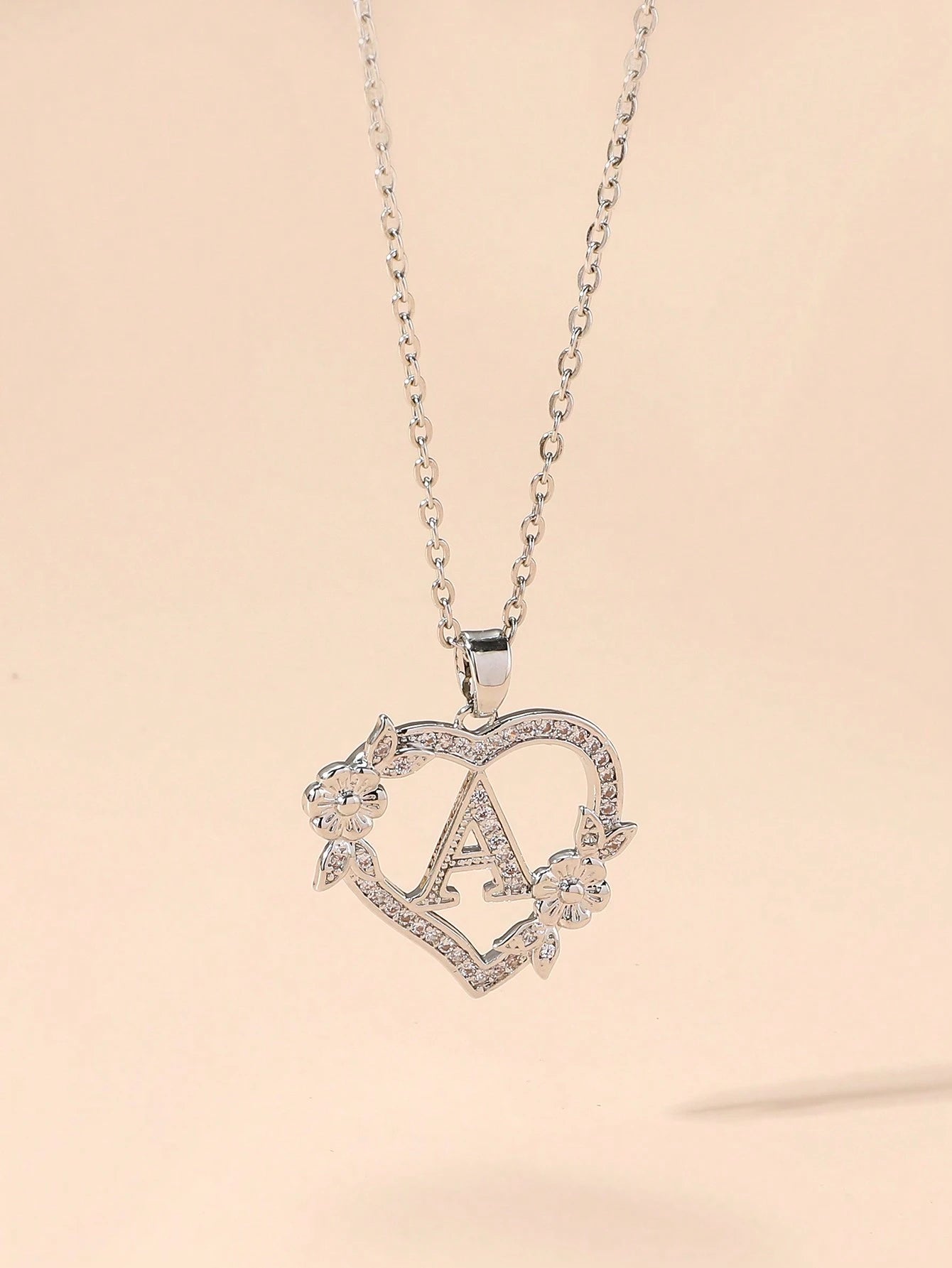 1pc Heart Flower Letter Necklace, Personalized Heart Flower 26 Letter Pendant Necklace, Suitable As Birthday Gift For Girls