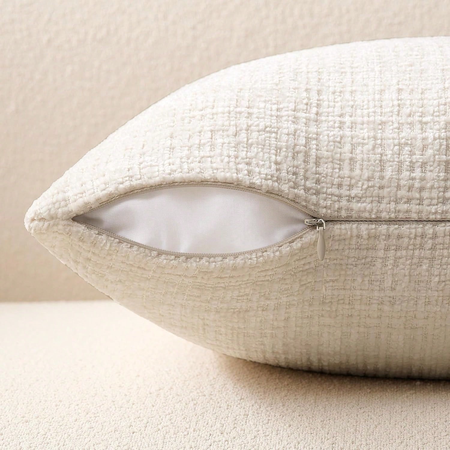 1pc Ivory Soft Texture Pillow Cover (Inner Pillow Not Included), Size 18x18 Inches, Cream Soft Velvet Decorative Neutral Beige Throw Pillow Case, Suitable For Sofa, Bed, Living Room, Bedroom, Farmhous
