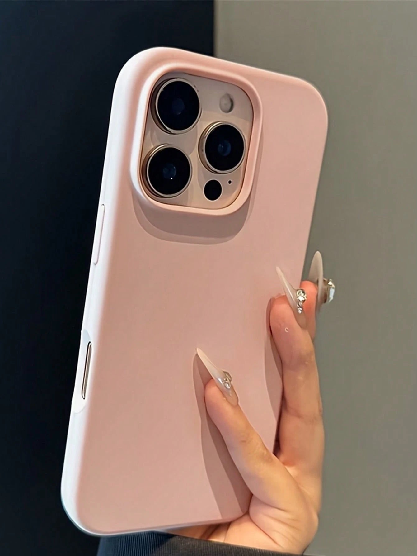 1pc Luxury Liquid Silicone Phone Case, Compatible With IPhone 17/17 Air/17 Pro/17 Pro Max/16/16 Pro/16 Plus/16 Pro Max, Protective Cover For IPhone 16 Pro Max, Shock-Absorbing