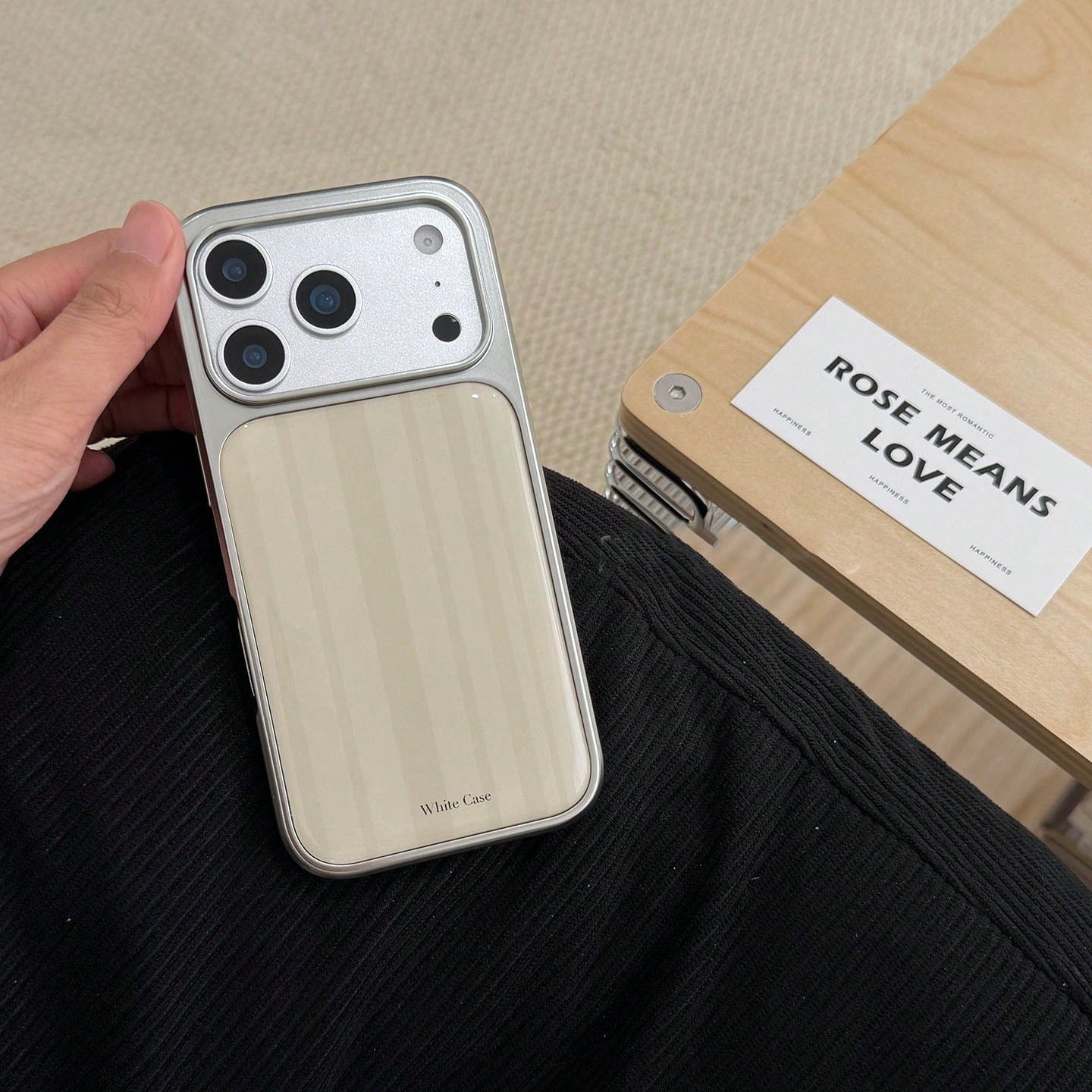 1pc Milk White Thin Vertical Stripe Bottom White Case English Label Print Anti-Drop Soft Glossy Silicone Material Silver Electroplated Large Window Full Coverage No Accessories Phone Case Suitable For