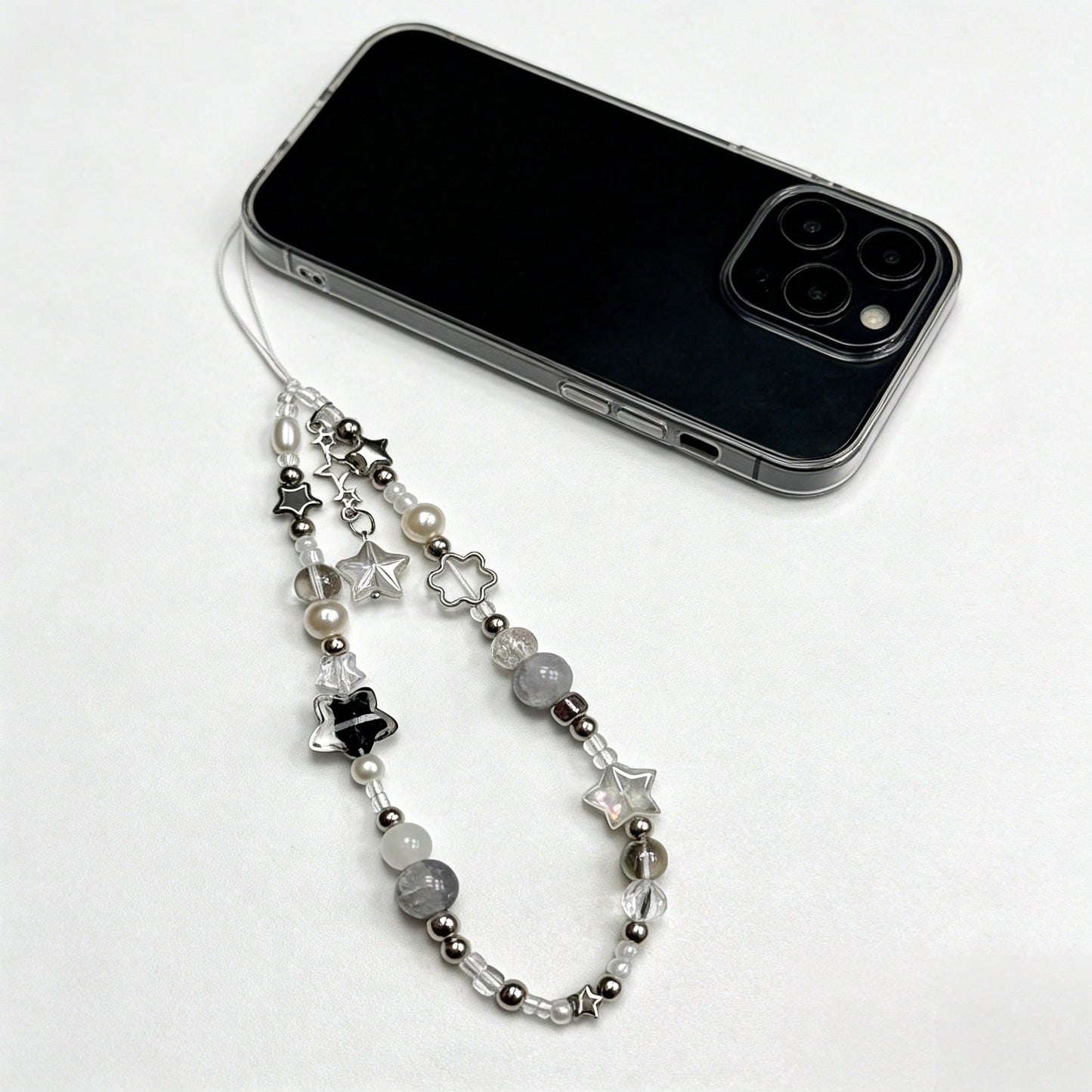 1pc Minimalist Black And White Star Beaded Phone Strap, Bag Charm, Camera Decor, Chic Black And White Star Beaded Chain, Exquisite High-End Gift Suitable For Friends, Family, Classmates