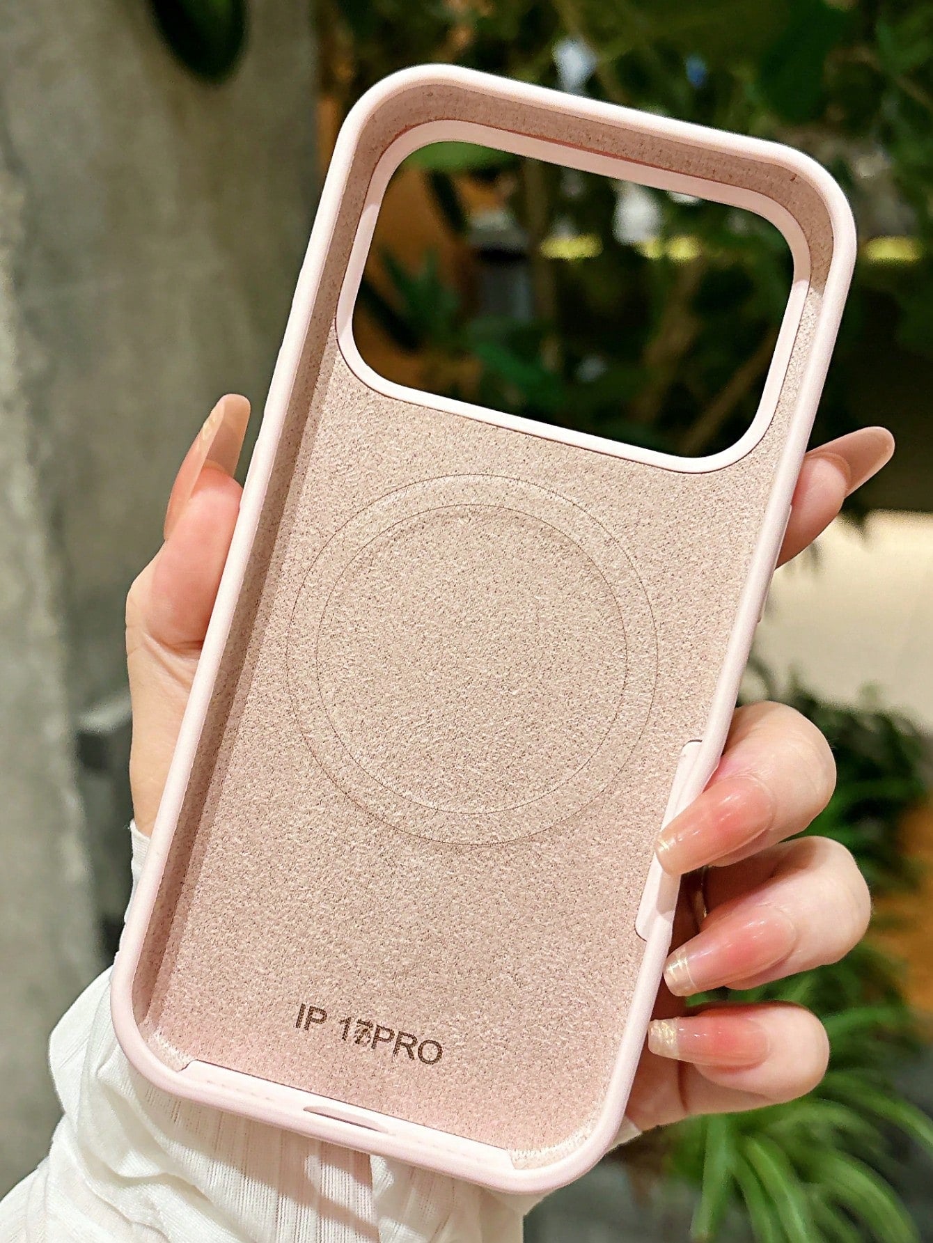 1pc Minimalist Liquid Silicone Magnetic Wireless Charging Phone Case Compatible With IPhone 17 Air 16 14 13 12 15 Pro Max Plus, With Velvet Camera Protection