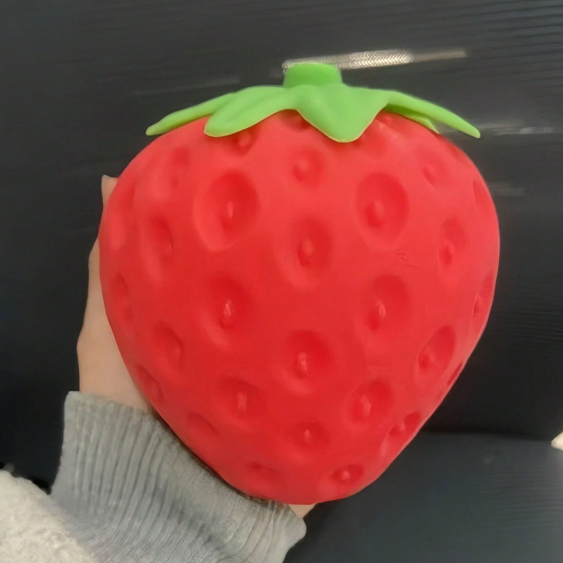 1pc New Extra-Large Strawberry Slow Rebound Toy, Giant Squeezing Toy, PU-Filled Sensory Toy, Stress-Relieving Game Toy, Suitable For Adults,Color, Style & Packaging Random