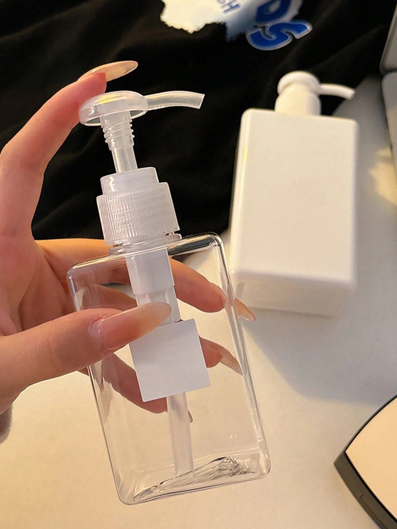 1pc Refillable Liquid Soap Dispenser Bottle, Pump Style Empty Bottle For Shampoo, Body Wash, Moisturizer, Multi-Size 100ml/150ml/250ml/450ml Small Lotion Bottle, Suitable For Dorm, Hotel, Home Laundry