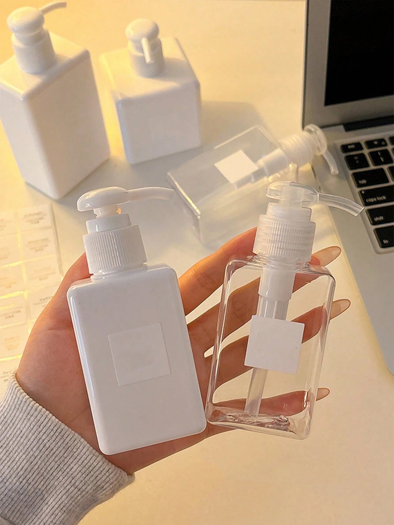 1pc Refillable Liquid Soap Dispenser Bottle, Pump Style Empty Bottle For Shampoo, Body Wash, Moisturizer, Multi-Size 100ml/150ml/250ml/450ml Small Lotion Bottle, Suitable For Dorm, Hotel, Home Laundry
