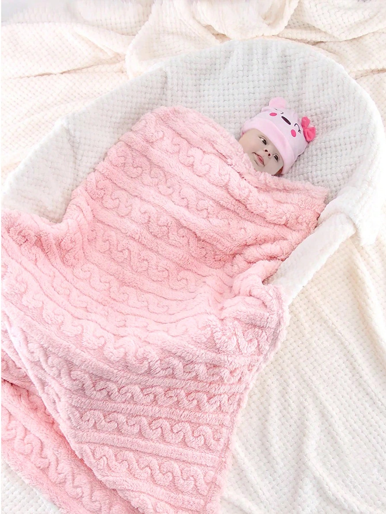 1pc Super Soft & Cozy Plush Baby Blanket, Suitable For Newborns, Infants, Girls & Boys, Fluffy Baby Walker & Bedding, Newborn Birthday Party Gift Love Valentine