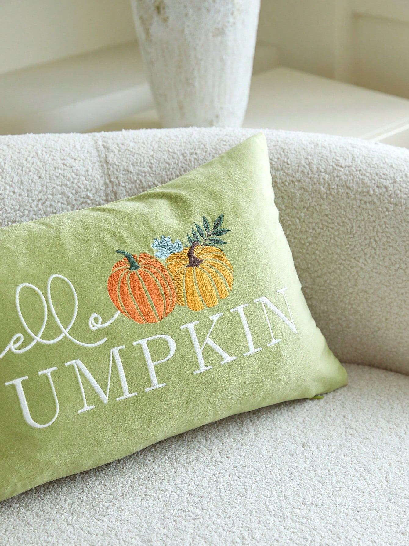 1pc Thanksgiving Green Letter "Hello Pumpkin" Pumpkin Embroidery Pillowcase, 19.6*11.8inch, Suitable For Indoor Decoration, Harvest Festival Decorative Pillowcase, Without Insert