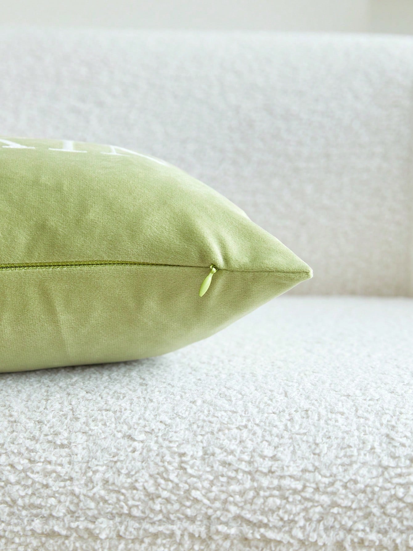 1pc Thanksgiving Green Letter "Hello Pumpkin" Pumpkin Embroidery Pillowcase, 19.6*11.8inch, Suitable For Indoor Decoration, Harvest Festival Decorative Pillowcase, Without Insert
