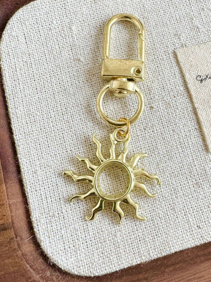 1pc Unisex Minimalist Sun Shaped Keychain Indie Style Student/Couple Gift Backpack Accessory Keychain Accessories Gold Keychain