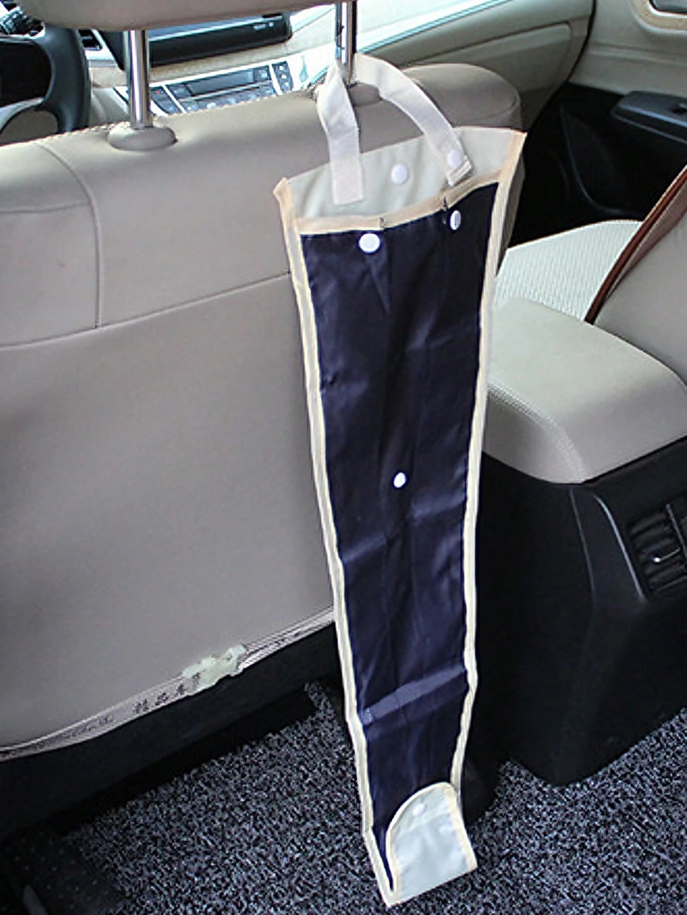 1pc Universal Car Seat Back Umbrella Holder- Waterproof Nylon Storage Bag, Hanging Design, Holds Up To 3 Umbrellas, Foldable, Easy Installation, Convenient For Rainy Days And Commuting, Car Umbrella