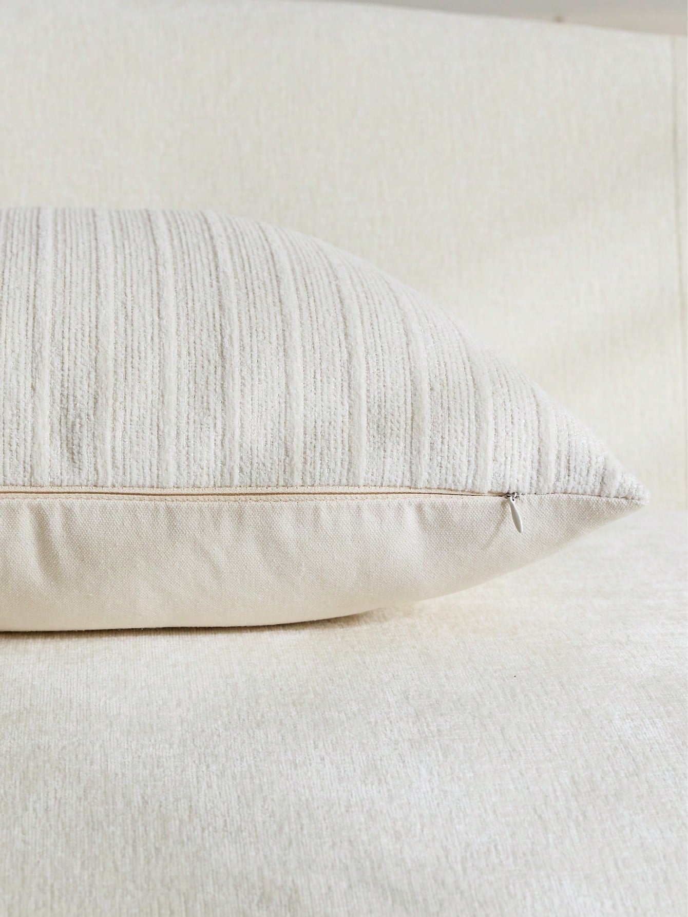 1pc White Diamond 3D Striped Throw Pillow Cover (Pillow Insert Not Included), Square Cushion Cover, Holiday Home Pillow Decor, Soft Comfortable Faux Linen Fabric, Modern Decorative Sofa, Home Bedroom