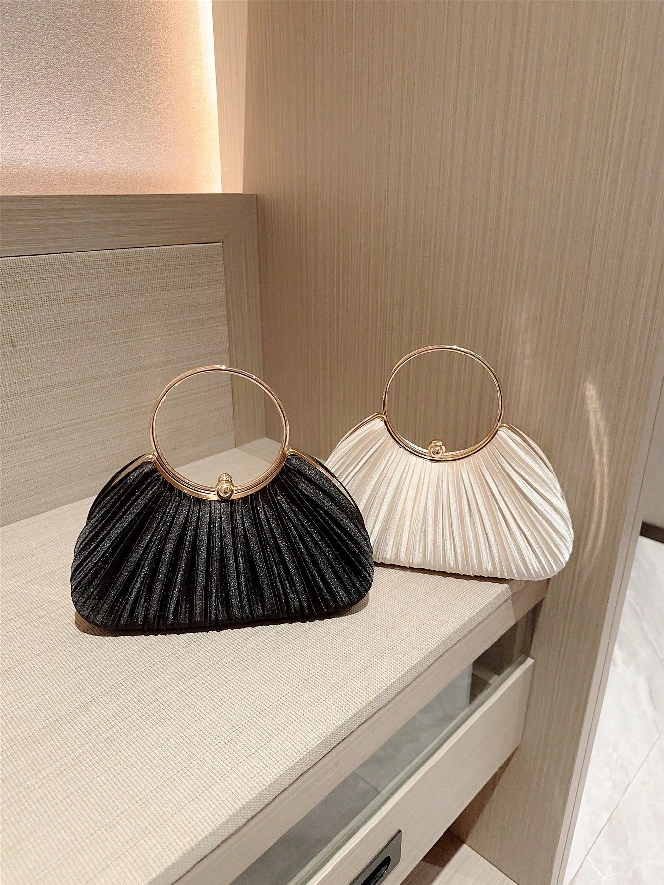 1pc Women's Elegant Pleated Box Design Party Handbag, Luxury Rhinestone Clutch, Charming Formal Evening Bag,Bride, Wedding Items, Gift For Her